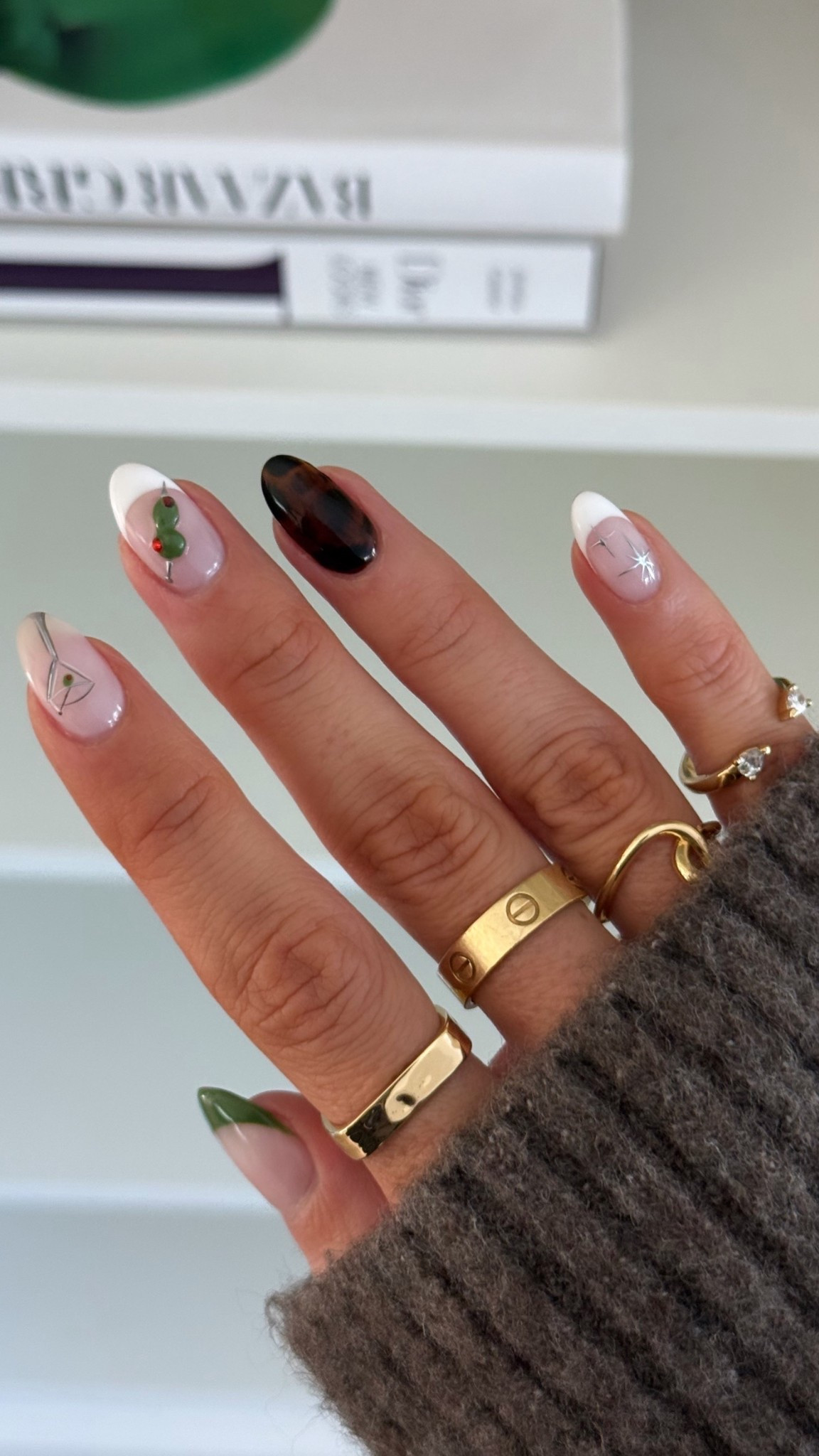 Fall nails & rings 🍂 

#LTKStyleTip #LTKSeasonal #LTKFindsUnder100