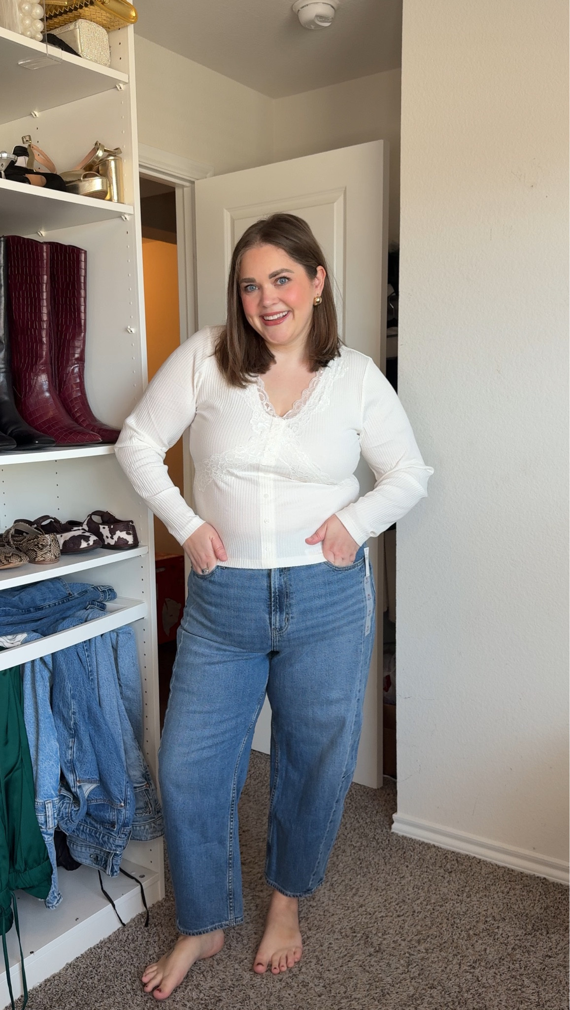 Plus size apron belly approved denim. Favorite barrel jeans in size 16. Wearing xl in top

#LTKPlusSize #LTKSaleAlert