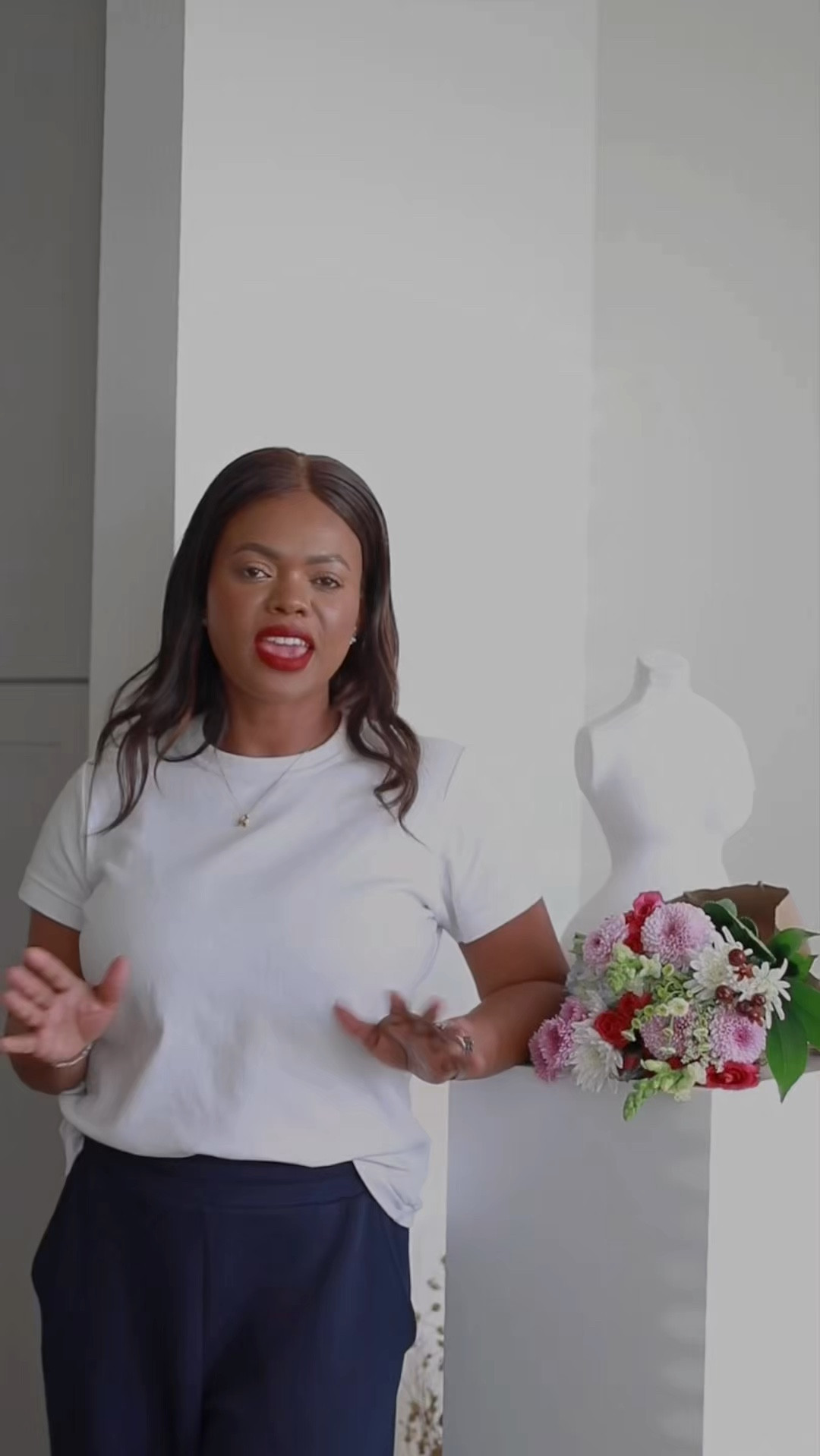 GRWM for Galentine’s 💕with @ jmclaughlin

Going for comfort in the Lowden jeans, paired with the Marnie sweater. Added the Colby jacket and for accessories I went with the Crawford handbag in this beautiful shiny leather in Red. And for shoes, the Anastasia raffia are perfect to complete the look. 

What’s your Galentine look? Head over to stories for more…

#JMcLife #Partner

#LTKStyleTip #LTKShoeCrush #LTKWorkwear