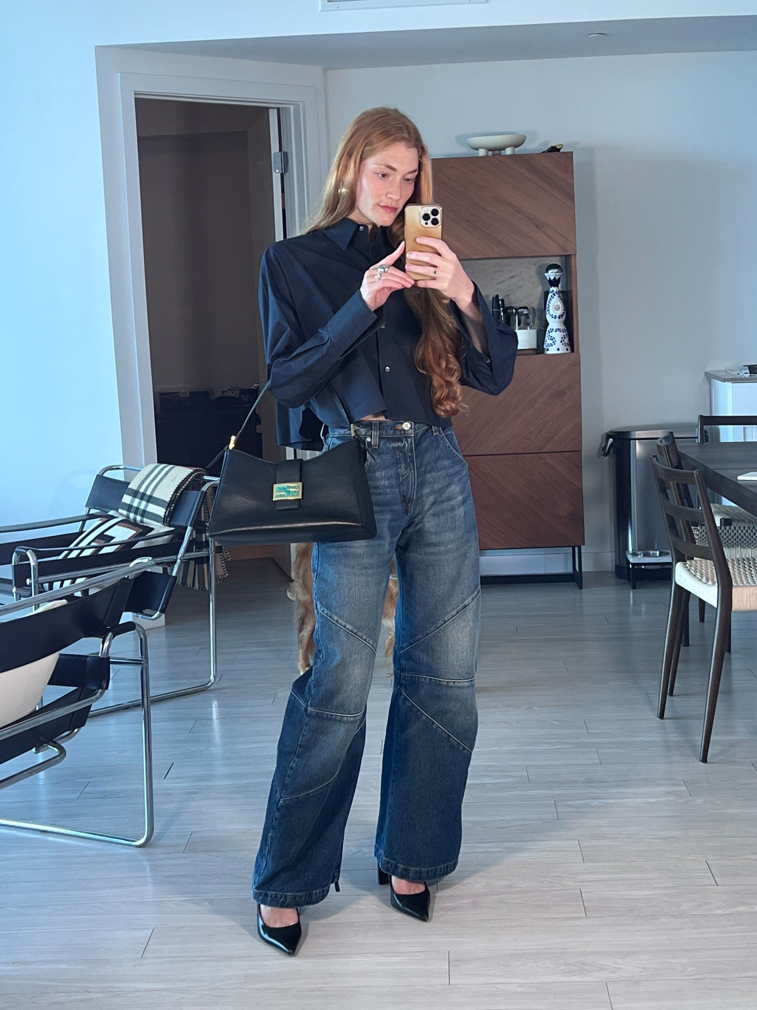 Night outfit with these EB denim jeans 