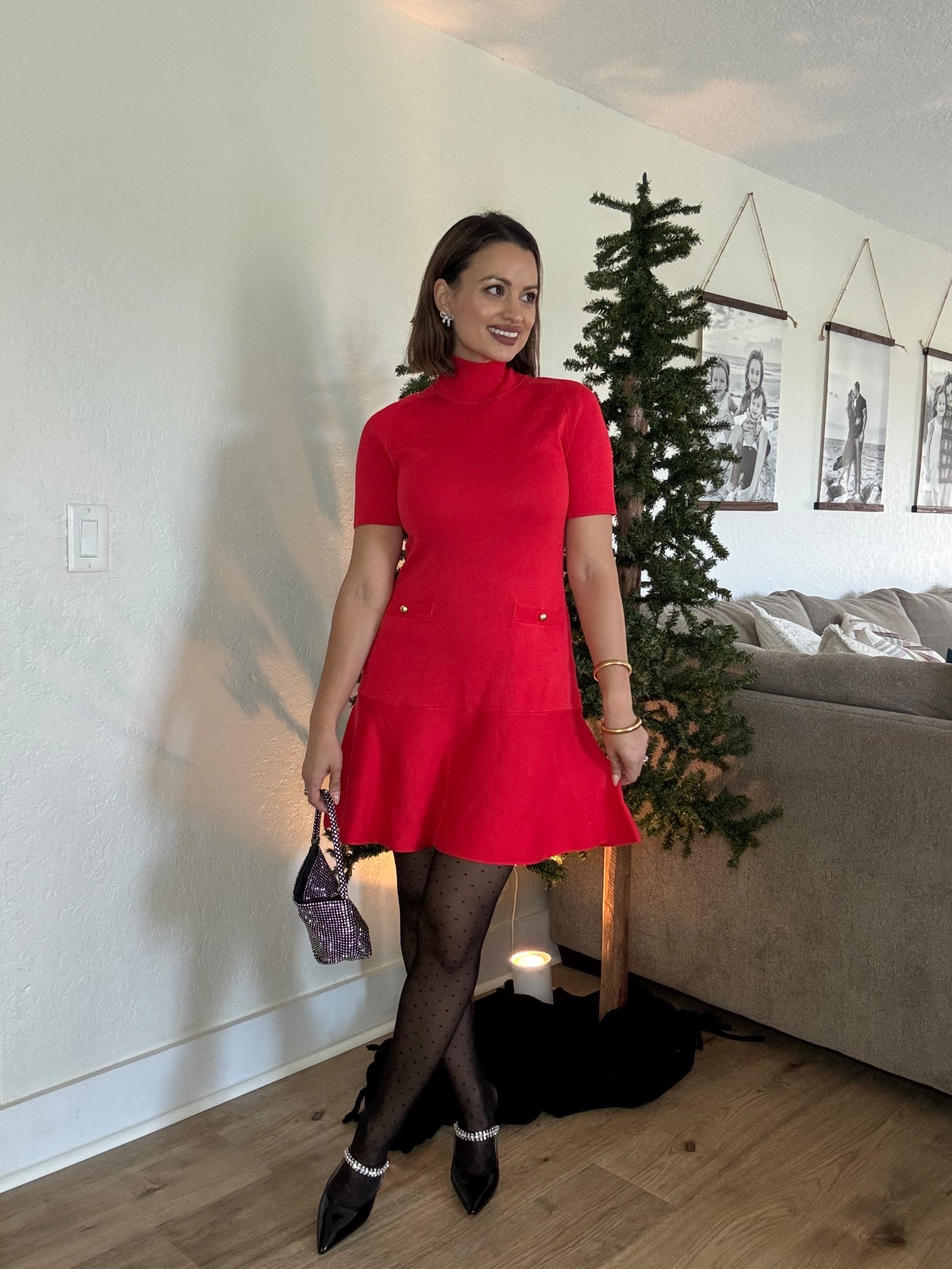 Here’s what I would wear to a “Work Holiday Party”! ❤️✨🎄

Holiday dress, holiday outfit, Christmas party outfit, holiday party outfit, party dress, red dress, polka dot tights, bow earrings, sequin bag, sparkle

#LTKgrwm #LTKootd #LTKHoliday