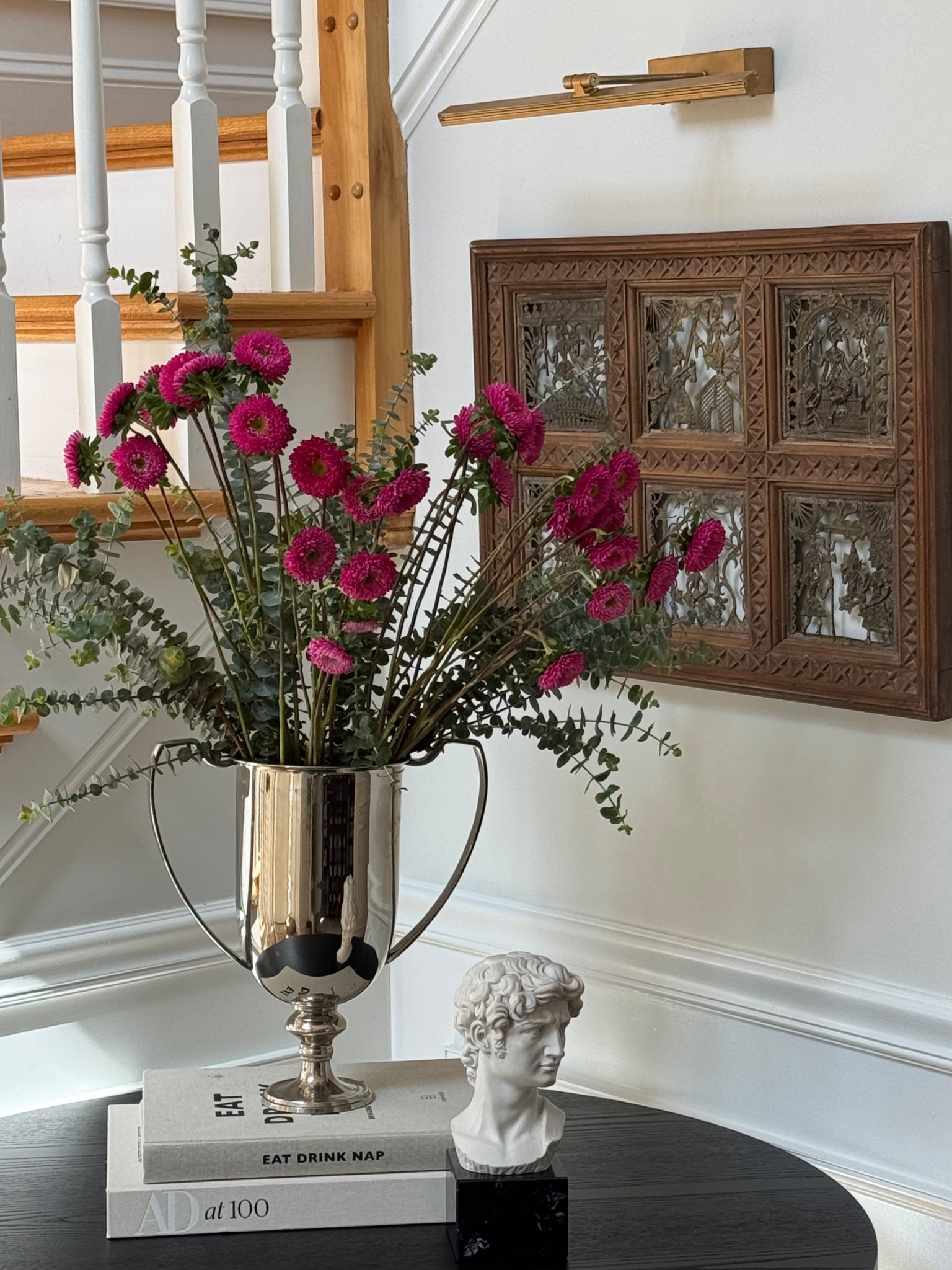 Silver vase 
Spring flower decor