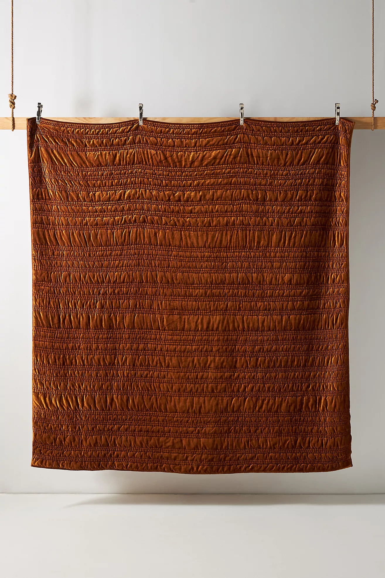 Lustered Velvet Alastair Quilt | Anthropologie (US)