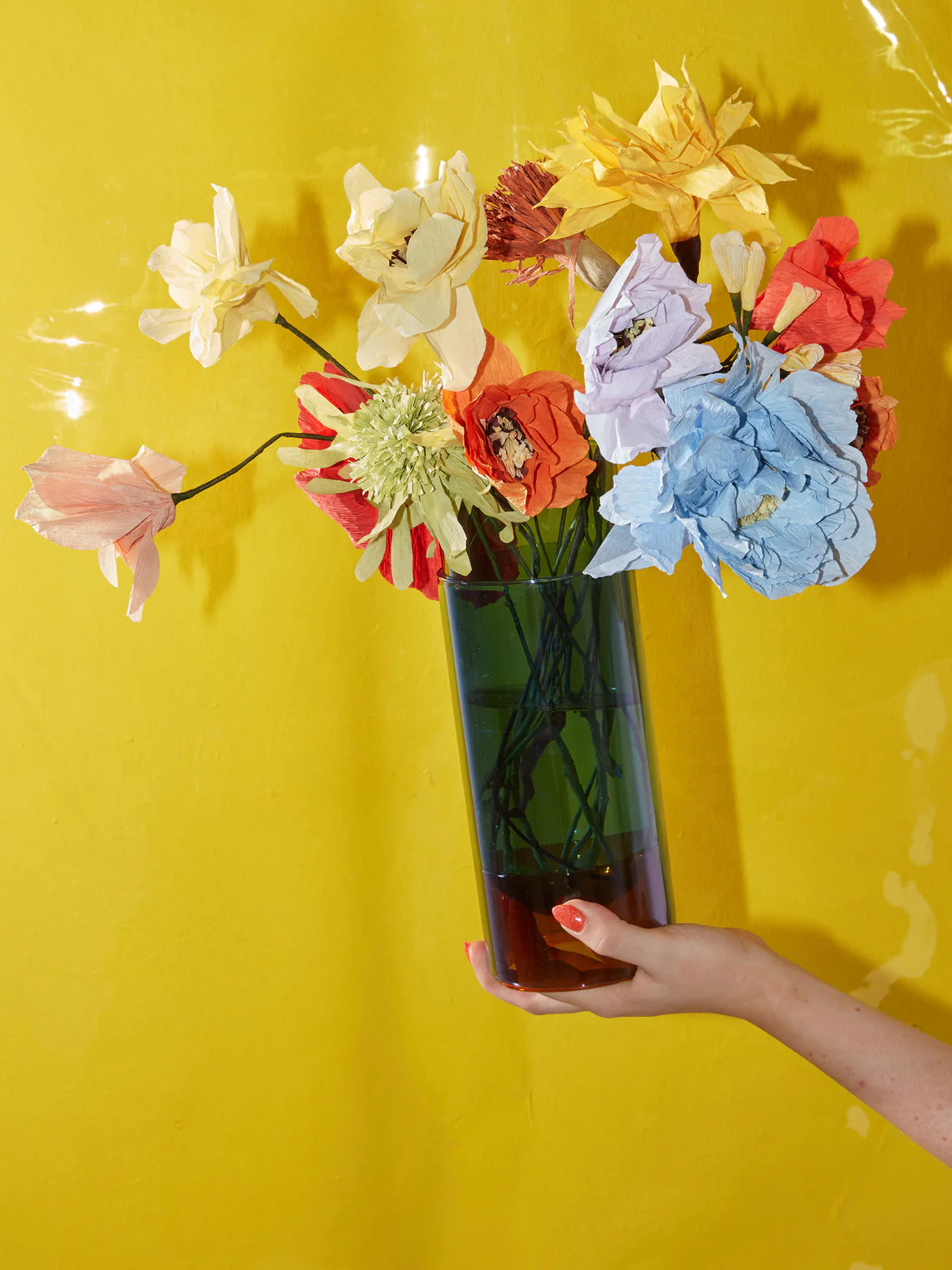 Handgefertigter Kunstblumenstrauß Because | Westwing EU