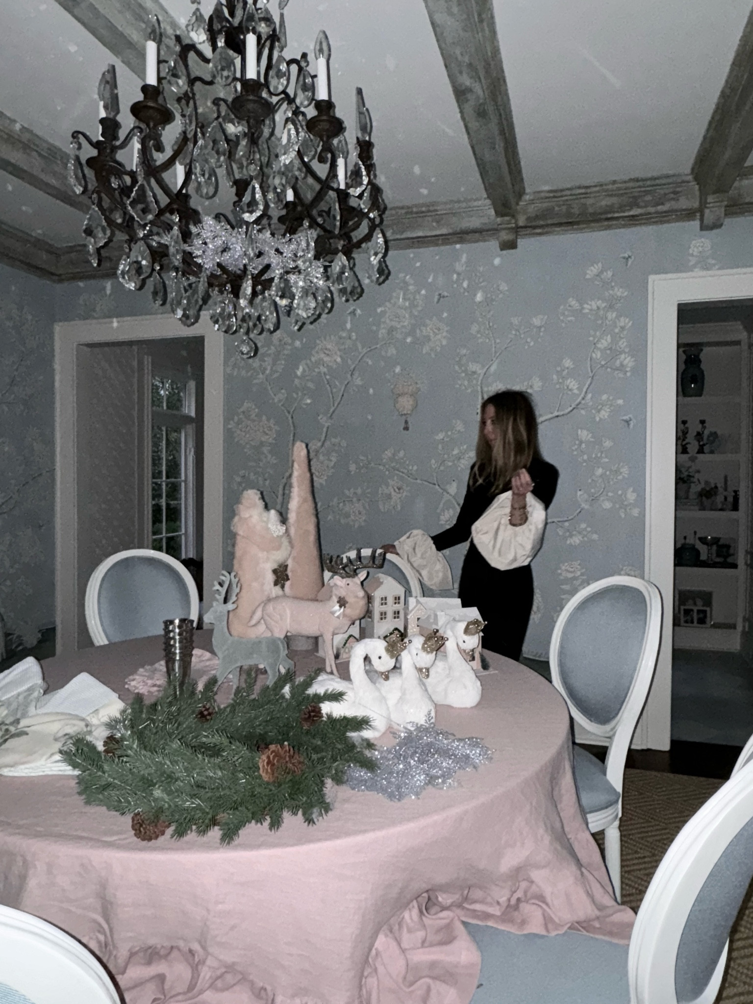 Party season perks, if you please. Spend $150 @saks and get a $75 gift card. Links to these pieces and all my favorite picks in stories and on LTK. 

Use code BFGIFTSF. Valid 11/27-11/30. 

#Saks #SaksPartner @Saks @Shop.LTK #liketkit 