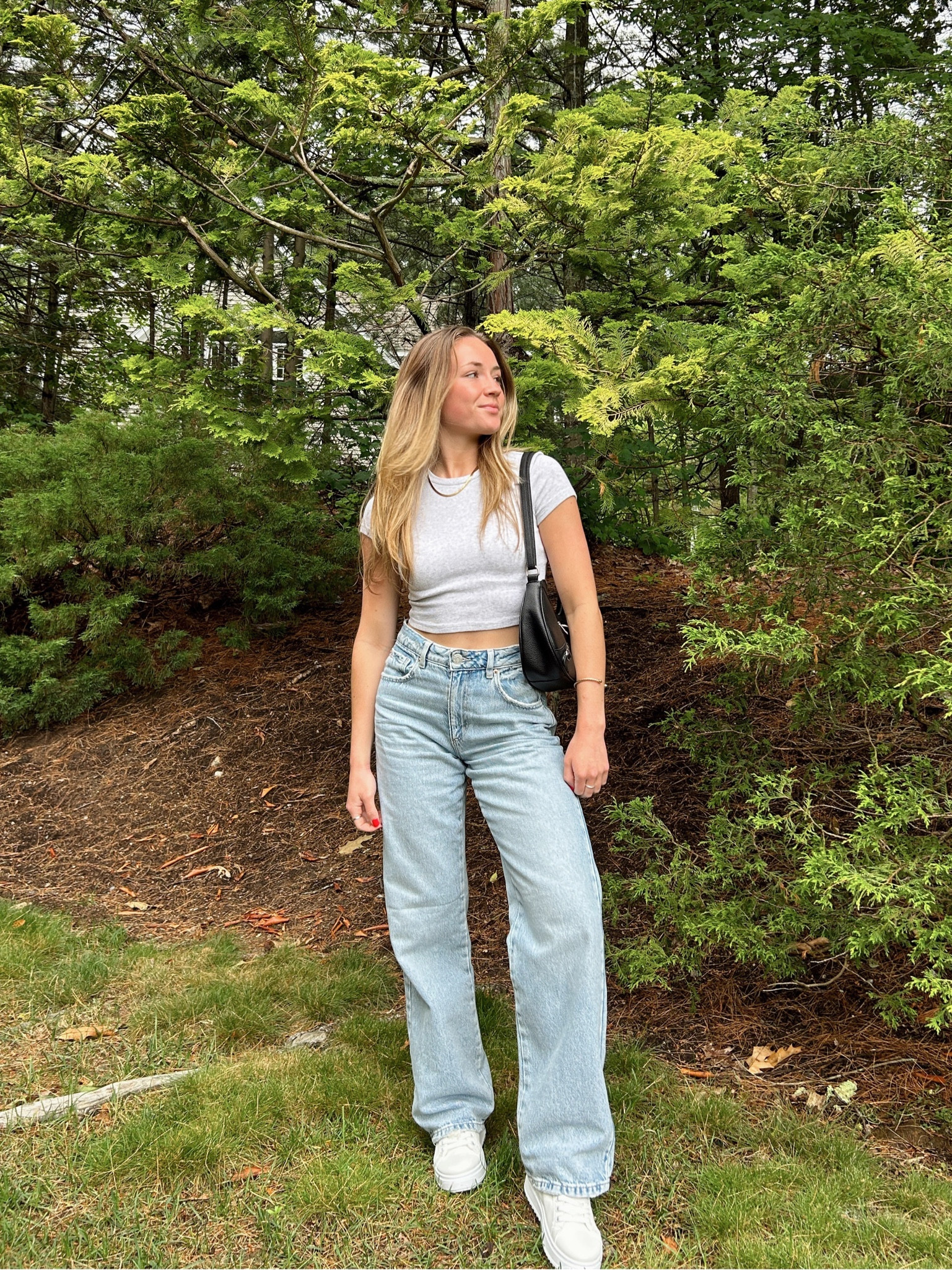 casual outfit, everyday outfits, spring outfit inspo, spring outfit ideas, basic style, comfy outfit, comfy outfit inspo, gold jewelry, summer style, summer outfit, summer outfit inspo, summer outfit inspiration, slouchy jeans, baggy jeans, light wash jeans, light wash denim, basic tee, gray tee, black purse, black mini purse

#LTKSeasonal #LTKunder100 #LTKfit