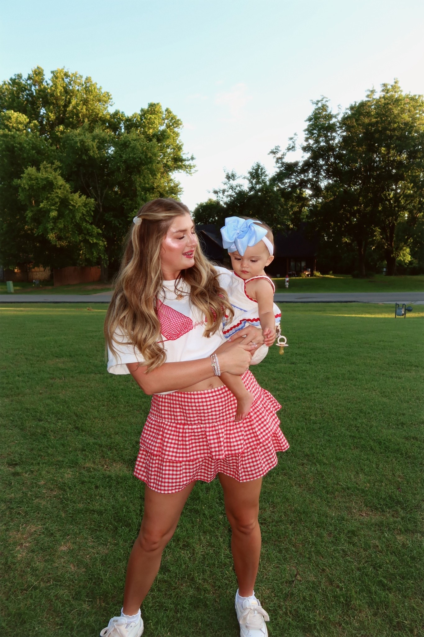 summer outfit

Top is fancy d & Bottom is sold out target! Linked similar options❣️

#LTKFindsUnder50 #LTKSaleAlert #LTKSeasonal