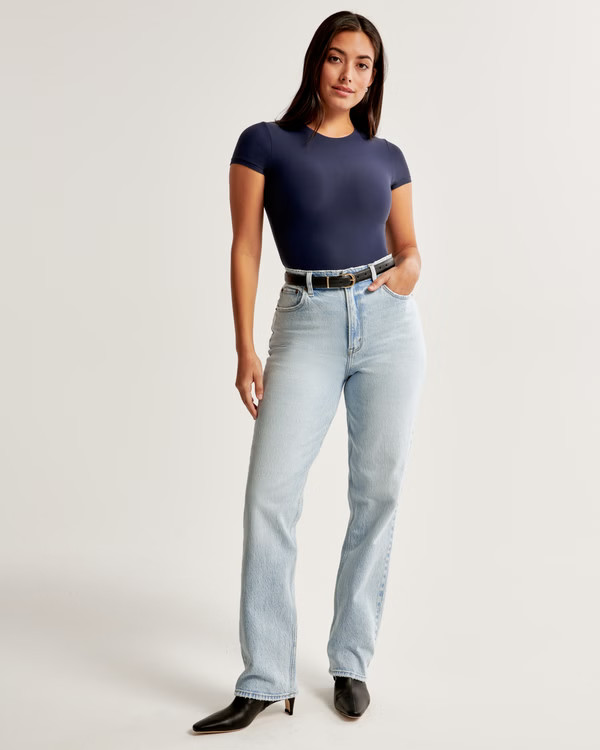 Women's Ultra High Rise 90s Straight Jean | Women's Bottoms | Abercrombie.com | Abercrombie & Fitch (US)