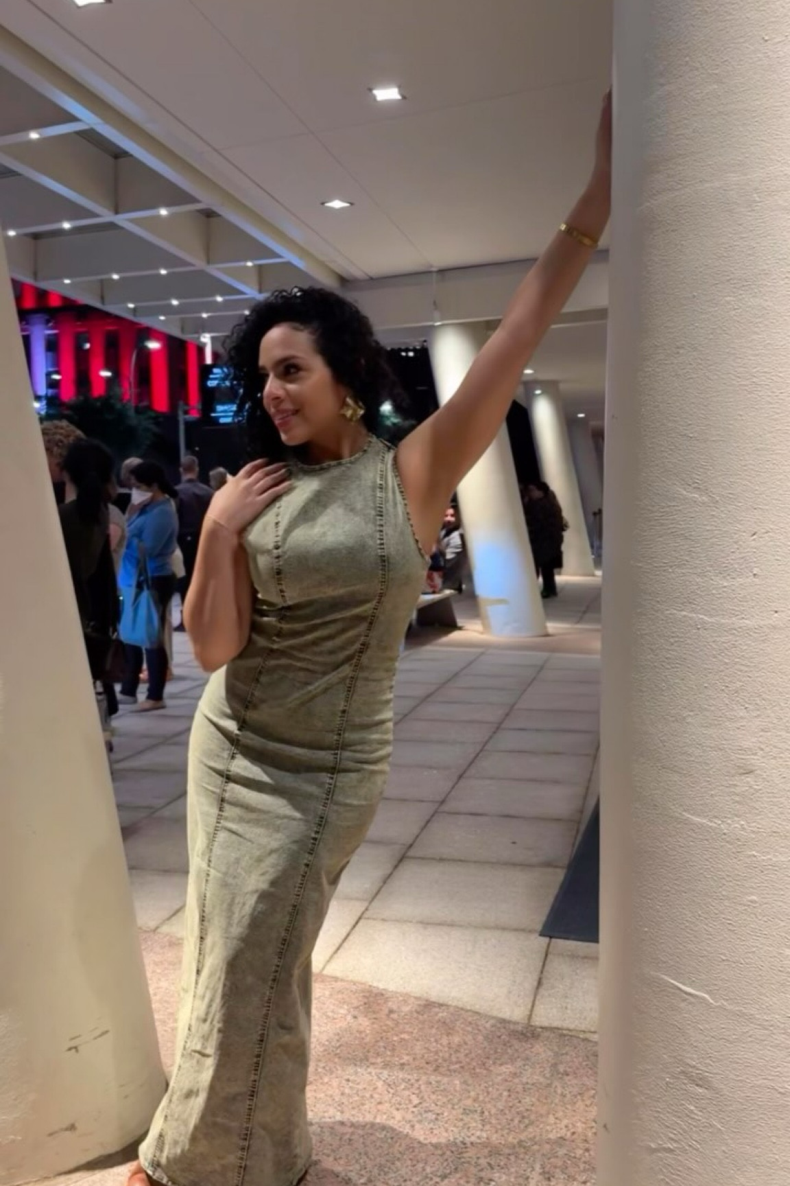 Ready, set, shop! Black Friday and Cyber Monday deals are here early with @sheinofficial @shein_us Don’t miss out on up to 90% OFF exclusive styles!

💃 I’m rocking my fave finds:
👗 Dress: 38518113
👢 Boots: 12236918
✨ Earrings: 15575089

Pause the reel, screenshot, or copy the product codes to unlock these look!

 #SHEINBigSalesDay #SHEINblackfriday #SHEINcybermonday #SHEINforAll #saveinstyle