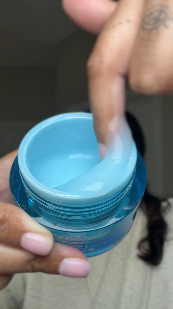 Neutrogena Hydroboost Water Gel and Lip Sleeping Mask

#LTKFindsUnder50 #LTKBeauty #LTKOver40