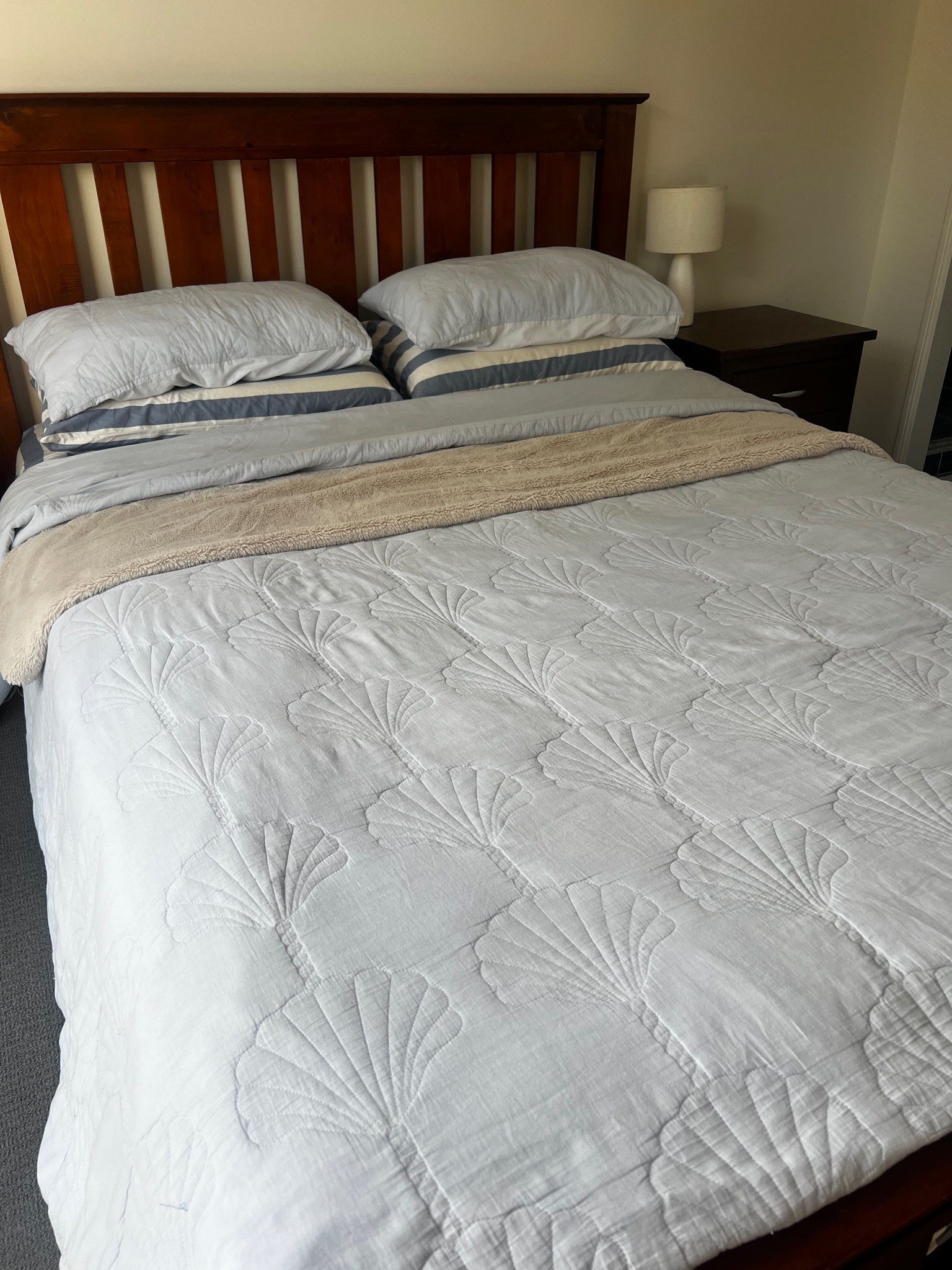 Shell bedding