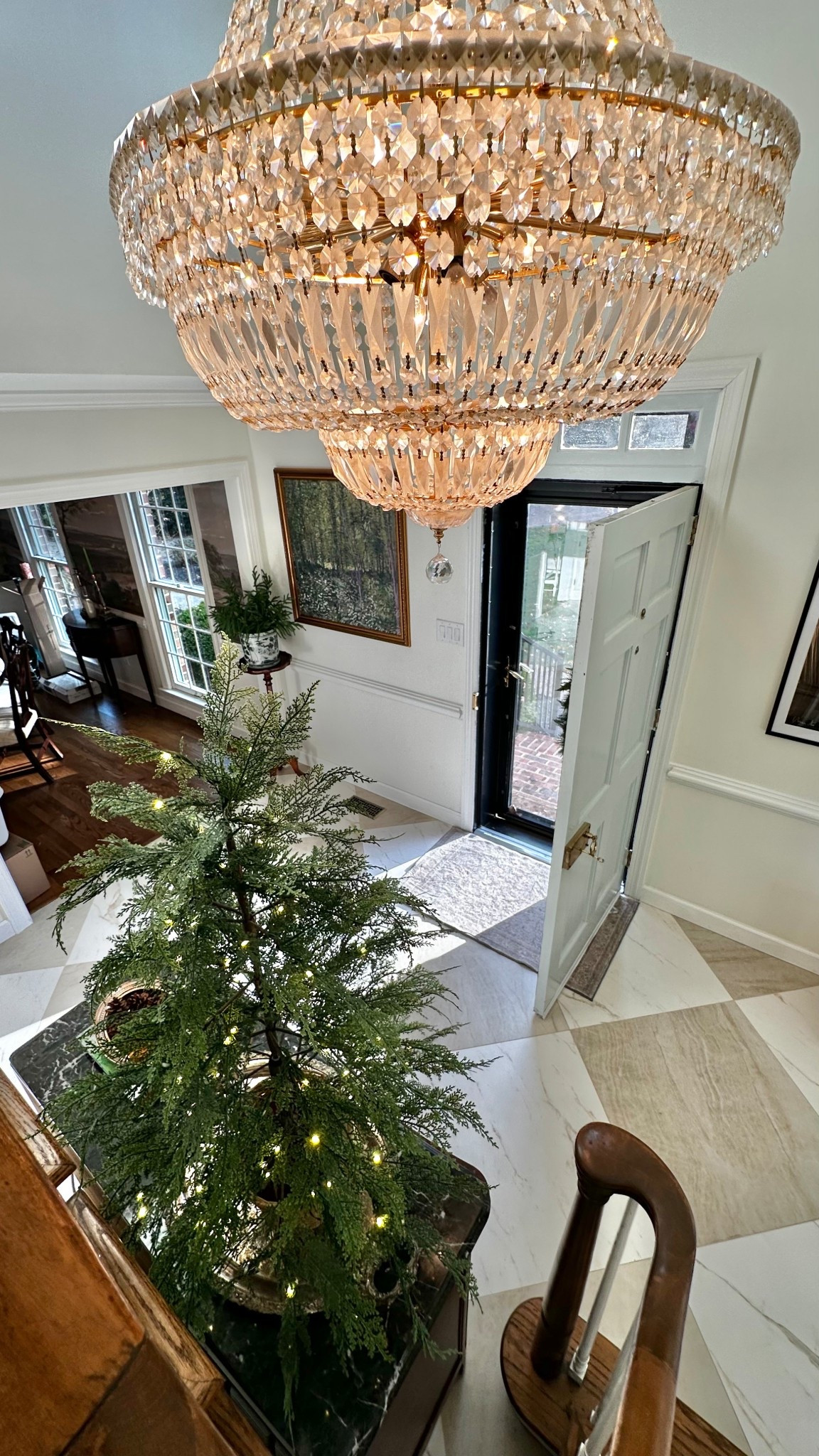 Pre lit 4’ tree 

#LTKSeasonal #LTKHome #LTKHoliday