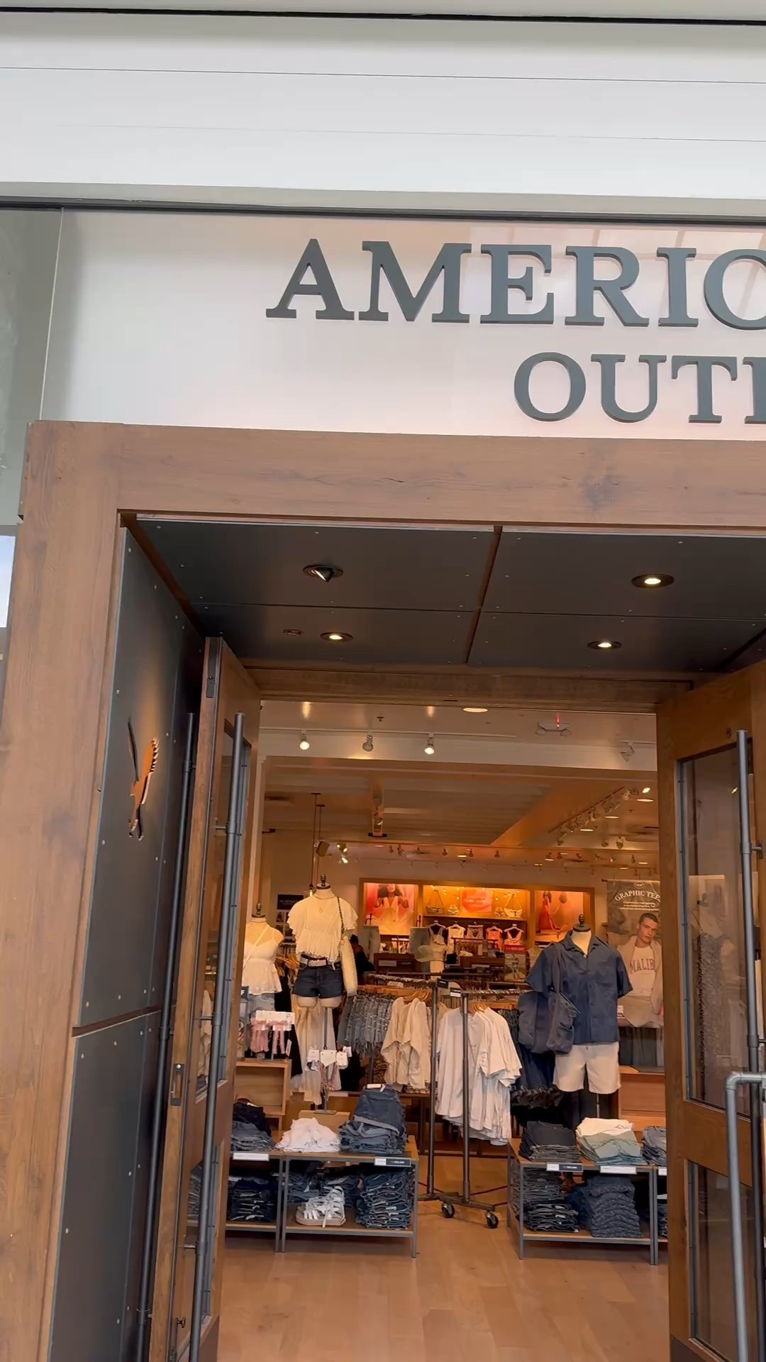 American Eagle Curve Love Jeans

#LTKPlusSize #LTKStyleTip #LTKMidsize