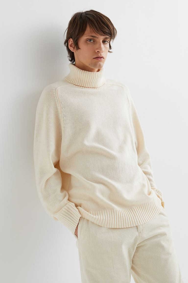 Relaxed Fit Turtleneck Sweater | H&M (US + CA)