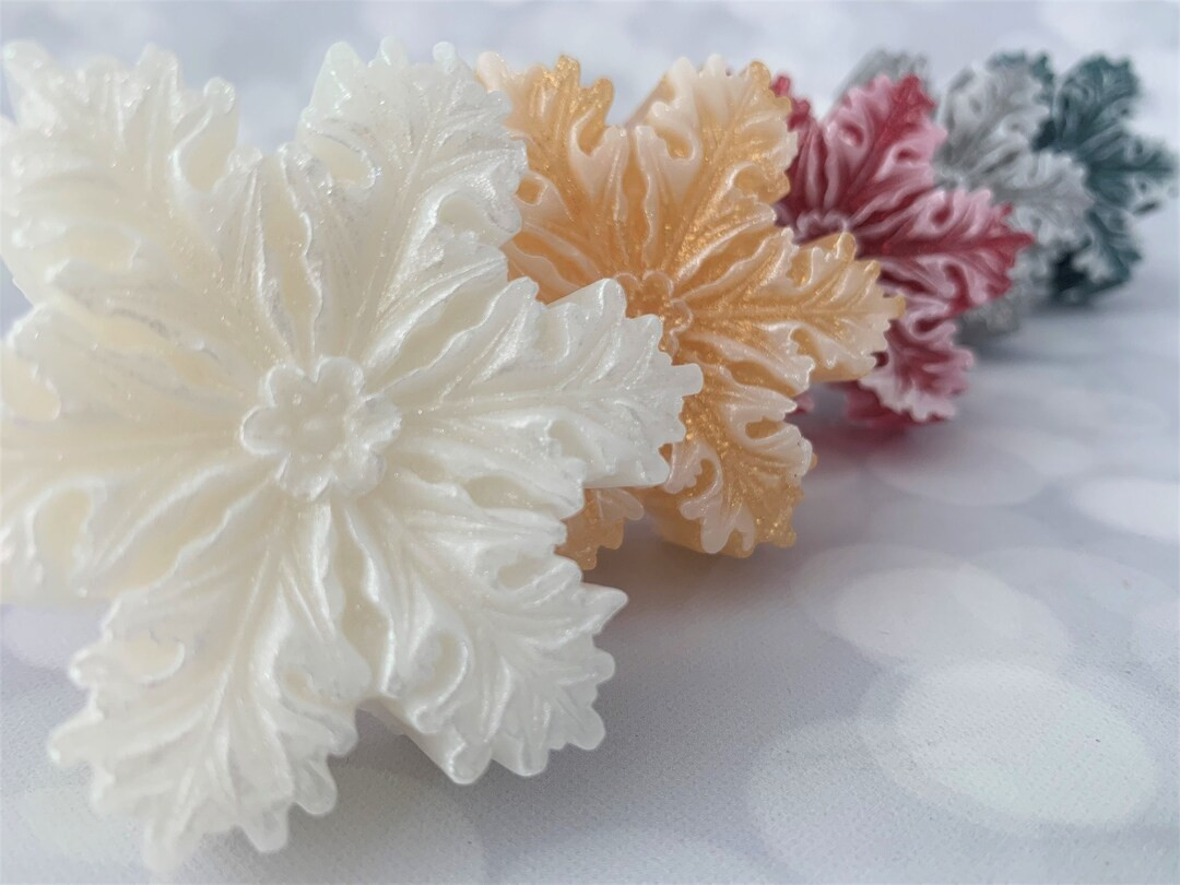 Handcrafted Snowflake Soap for Holiday Gifts, Winter Decor, Bath Skincare - Etsy | Etsy (US)