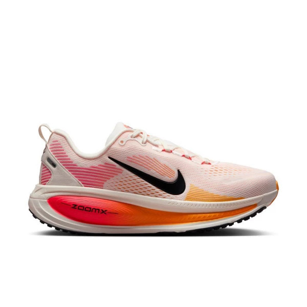 Women's Nike Vomero 18 Running Shoes 8 Regular Sail/Black-Bright Crimson-Laser Orange | Scheels