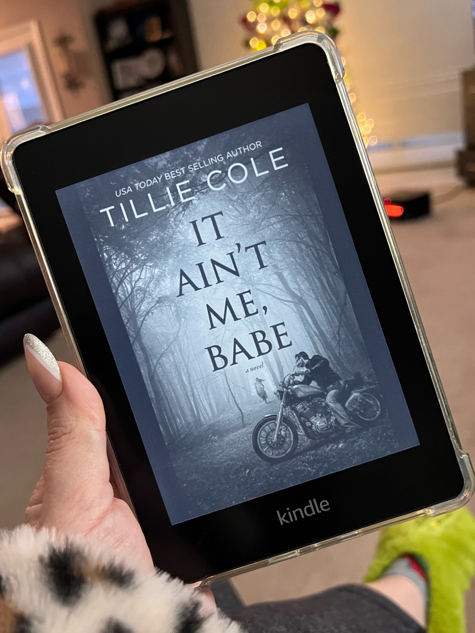 Starting this tonight 📖

#LTKstyletip #LTKGiftGuide #LTKfindsunder50