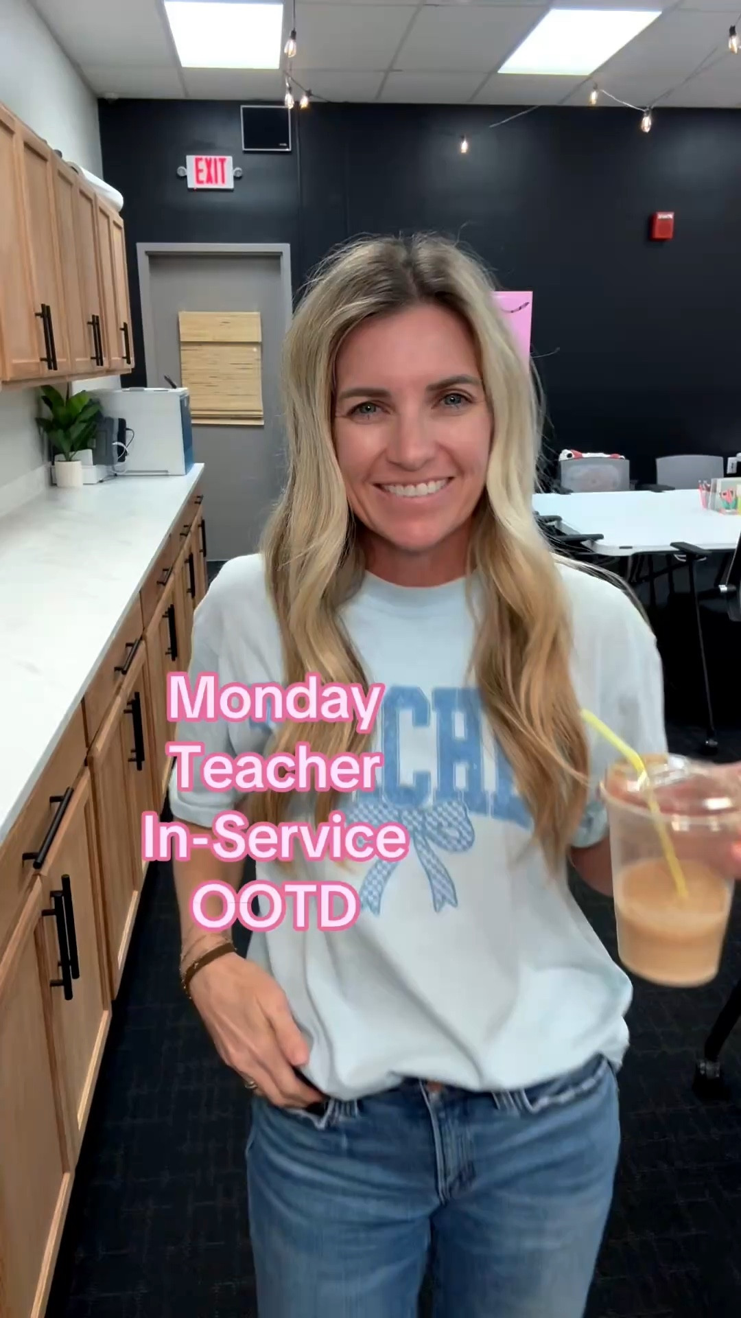 Graphic tees are a teacher’s BFF!

#LTKgrwm #LTKWorkwear #LTKootd