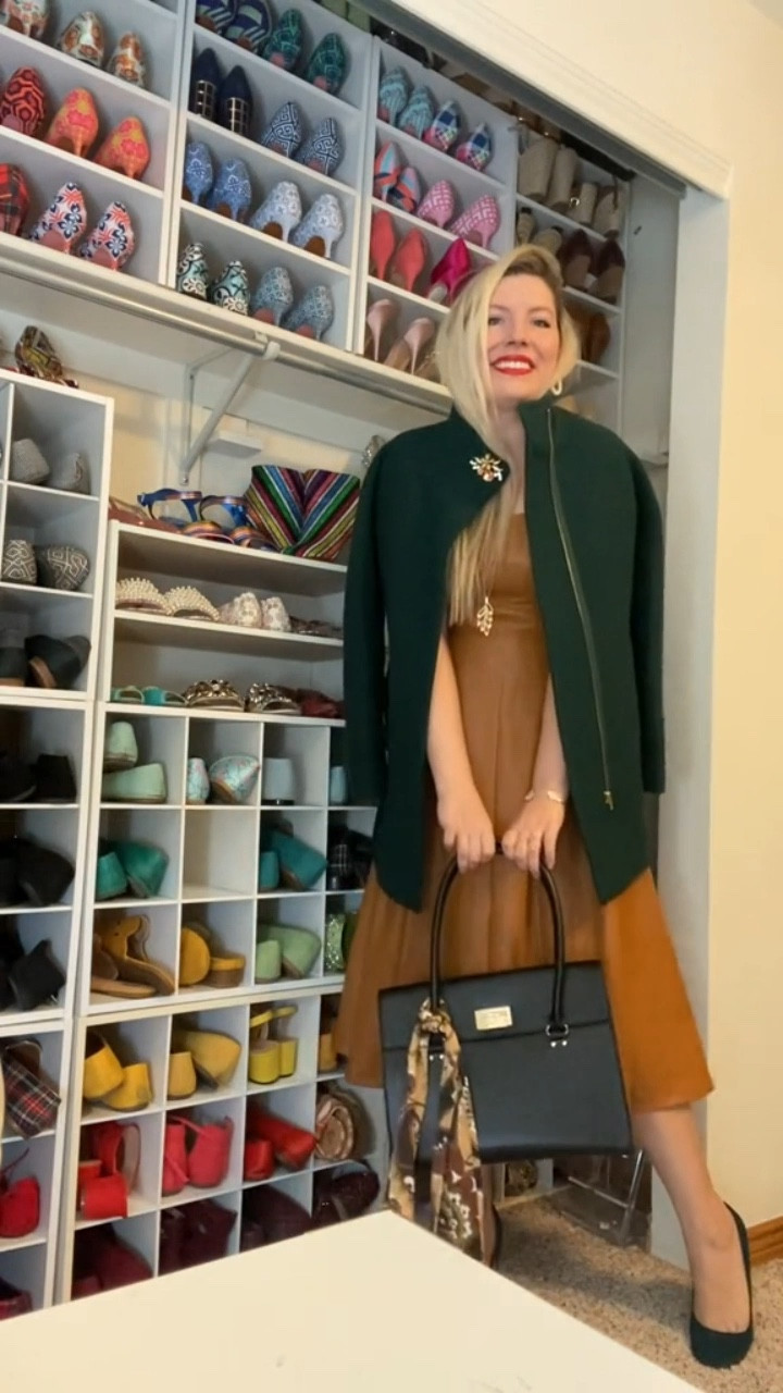 This was one of my favorite outfits from last year and I love a good outfit repeat! 

I hadn’t worn a dress from Avec Les Filles before and this one really won me over.


#LTKSeasonal #LTKstyletip #LTKHoliday