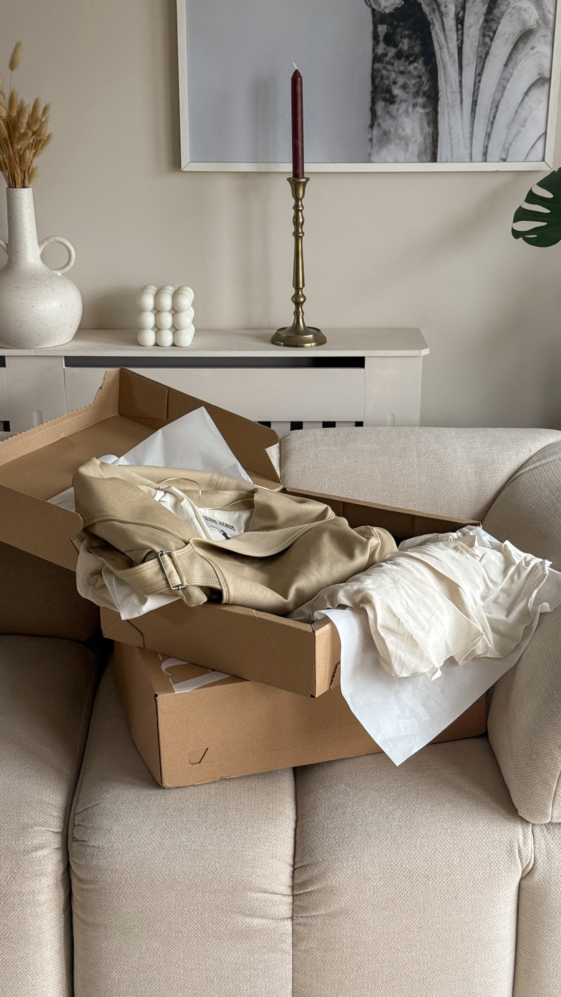 My new in Zara order has arrived!! I know things always sell out quick, so wanted to share what I picked up 🫶🏼🤍

Zara haul, new in Zara, Zara, Zara spring, spring haul, new in for spring 

#LTKuk #LTKunboxing #LTKspring