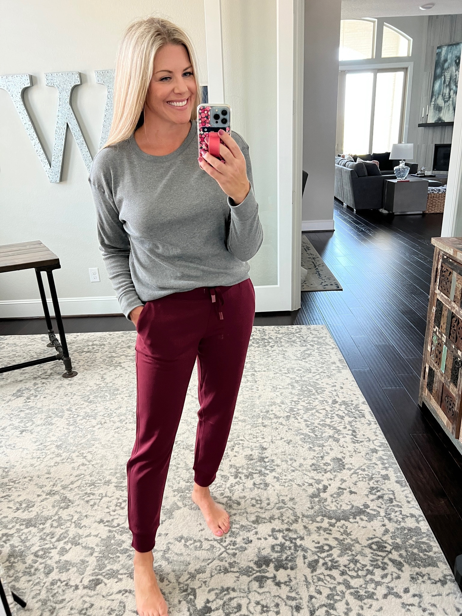 Loungewear look



Fashion blog  fashion blogger  fashion blogging  trendy loungewear  Walmart fashion  Walmart loungewear  trendy joggers  casual fashion  women’s fashion  women’s outfit inspo  

#LTKfindsunder50 #LTKstyletip #LTKover40