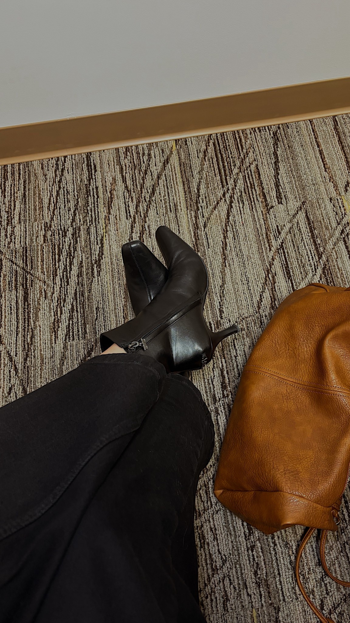 Work shoes of the day 🤌🏼

Womens heels, kitten heels, chic fashion, winter fashion

#LTKWorkwear #LTKSaleAlert #LTKootd