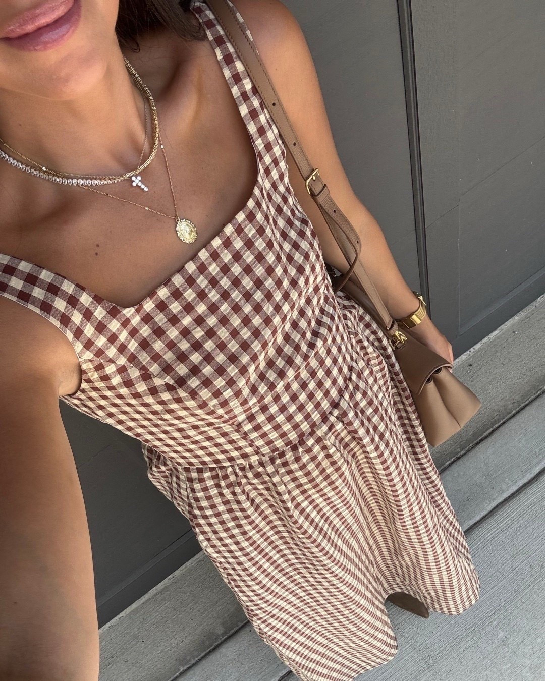 Just got this dress in grey in or post partum! This dress just fits so well & a great staple for anyone’s closet🤍

Size: small

DRESSUpbuttercup.com #dressupbuttercup #dederaad

#LTKgrwm #LTKootd #LTKmomlife