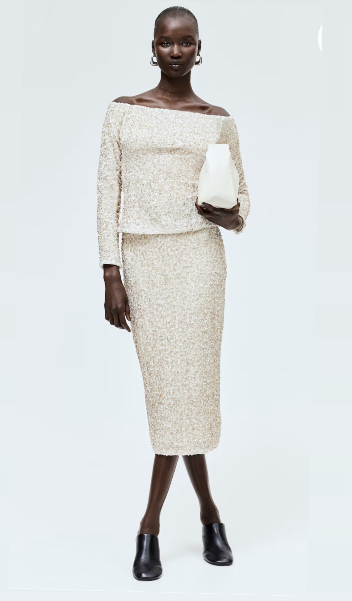 Stunning set from H&M ✨ Great for festivities and occasions and it is bridal too ✨ #hm #bridal #christmas 

#LTKwedding #LTKpartywear #LTKstyletip