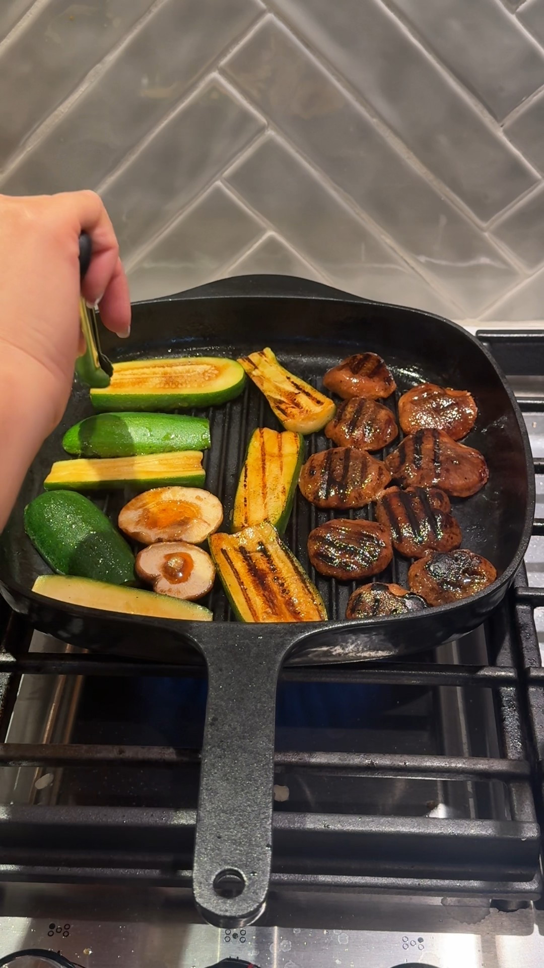 The details really matter when it comes to prepping meals. If you want to consistently create appetizing, beautiful dishes, having a few key kitchen staples on hand is a must 👏🏽 I’ve tagged these essentials below!

#LTKParties #LTKFamily #LTKHome