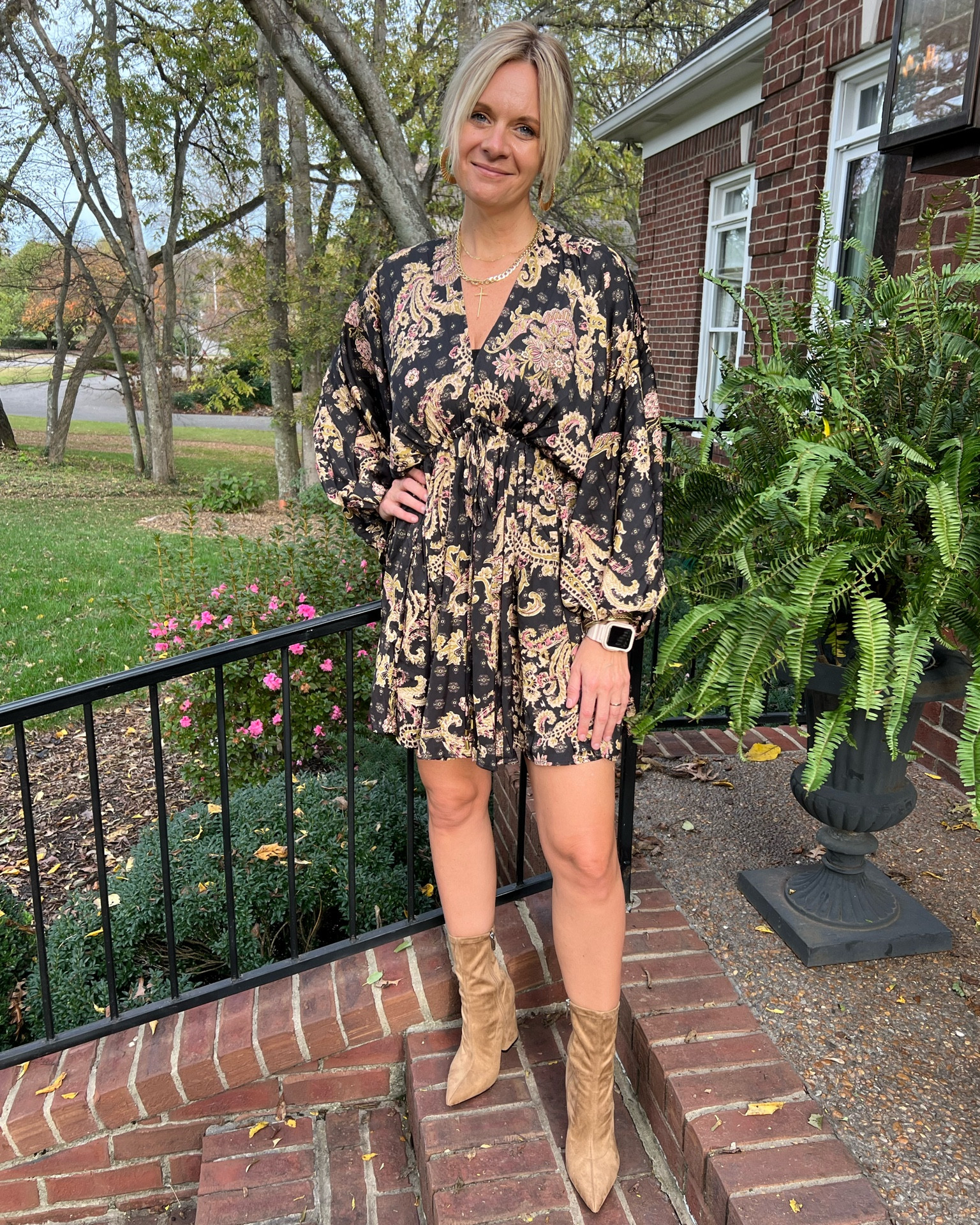 This dress is on sale gang! Currently 25% off! 🖤 

#LTKSeasonal #LTKCyberweek #LTKsalealert