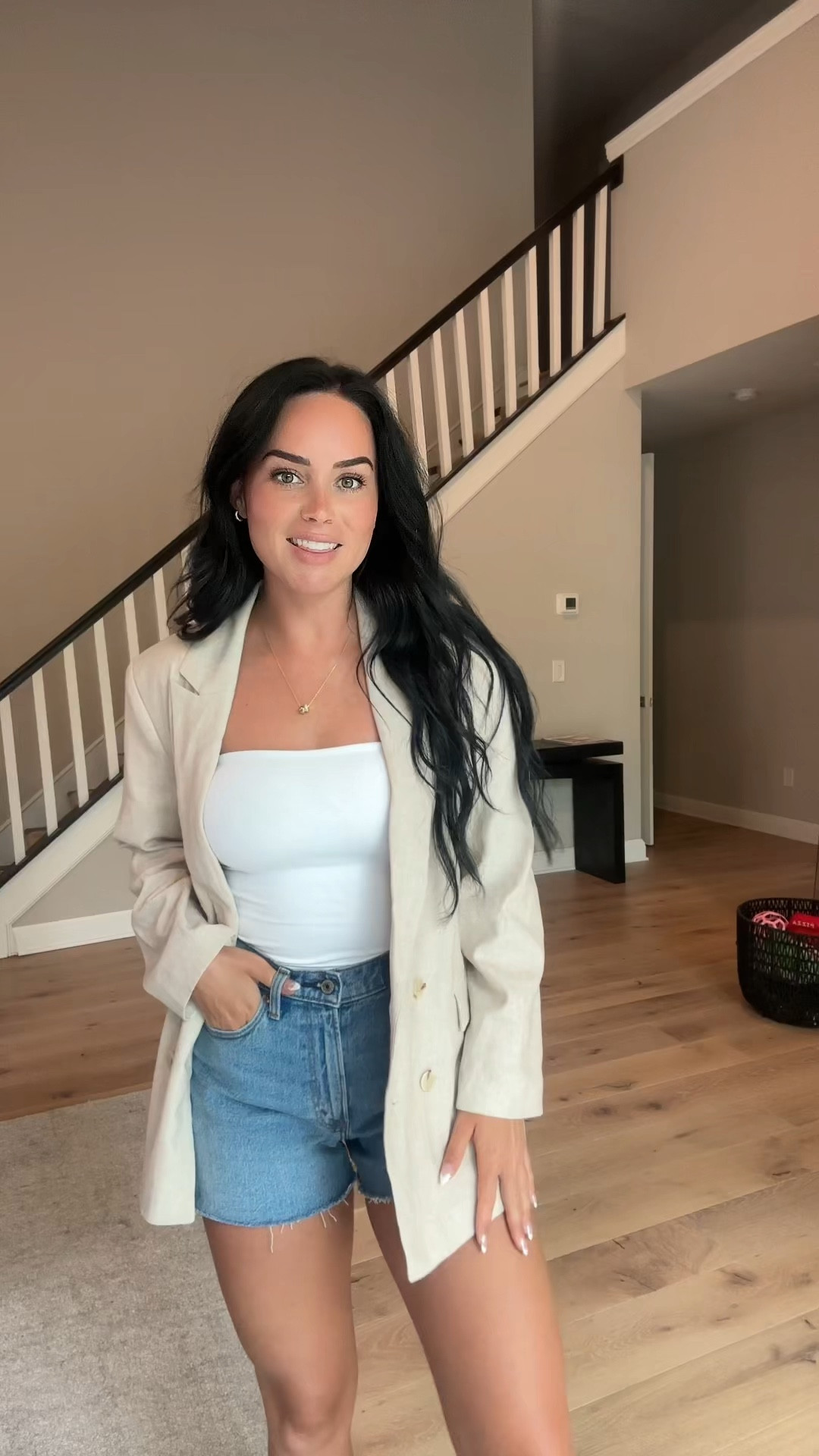 Wearing a size small tank, size small blazer size 26 curve love shorts 

#LTKSaleAlert #LTKVideo #LTKStyleTip