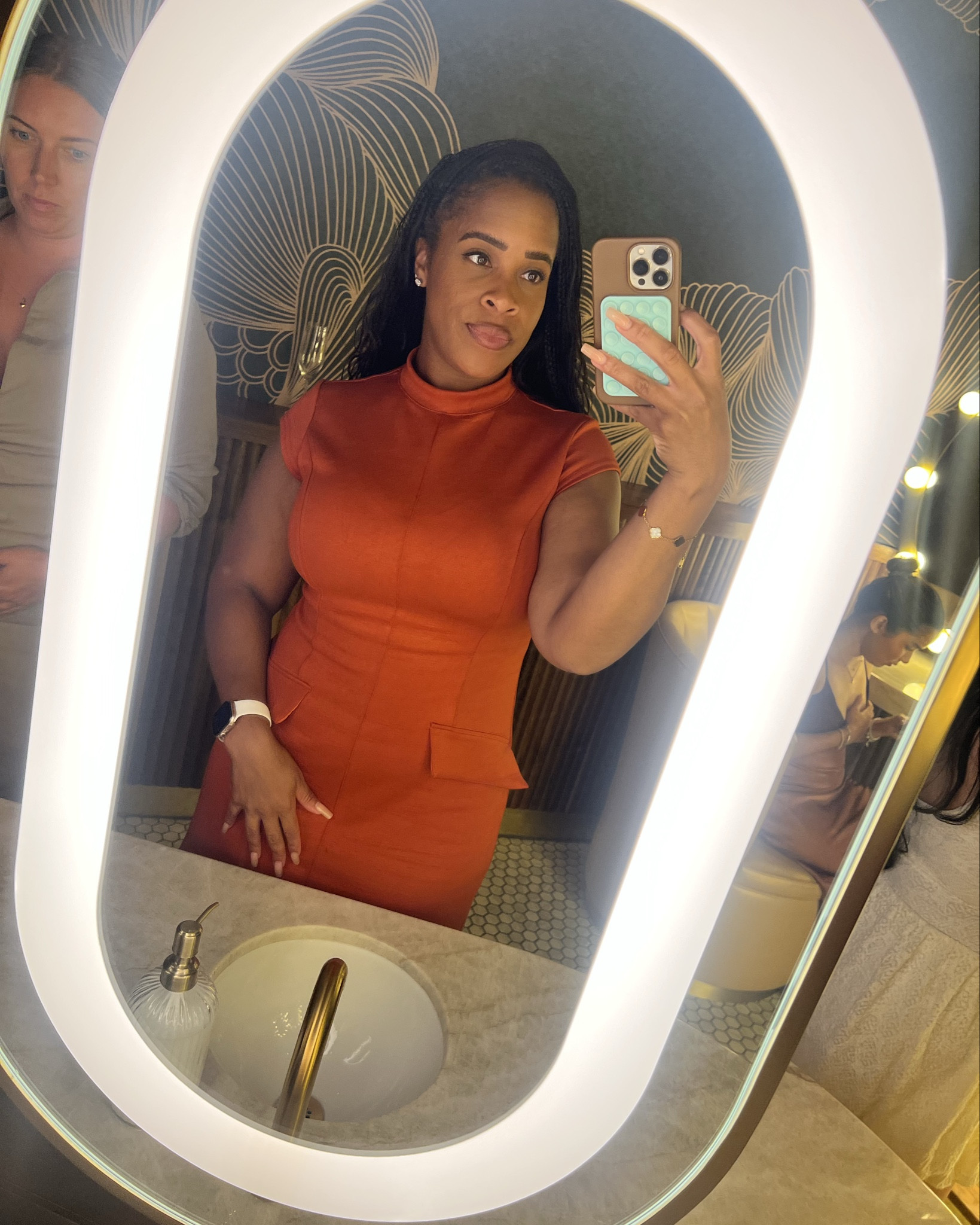 Love a burnt orange moment! #fallfashion #midsizefashion 

#LTKSaleAlert #LTKMidsize #LTKFindsUnder100