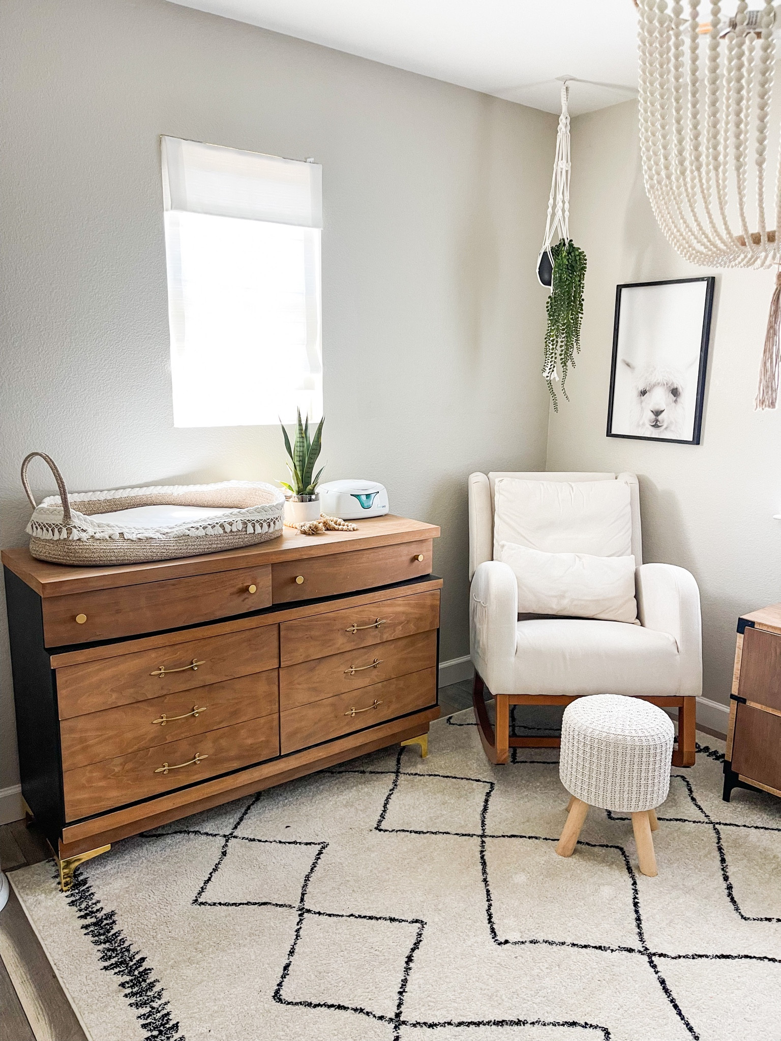 #bohonursery 🌛 Baby nursery…

I don’t think I have posted Johnny’s Room!!
Here it is: reused Steven’s llamas, colors are neutral: cream and black.
Refurbished furniture, a rug from @jonathany_official , rocker from @tinapersons_ 
#babyroom #babyroomdecor #babyroomideas #neutralhomesofinsta #neutralnursery #bohonursery #bohodecor #bohonurserydecor

#LTKFind #LTKhome #LTKbump