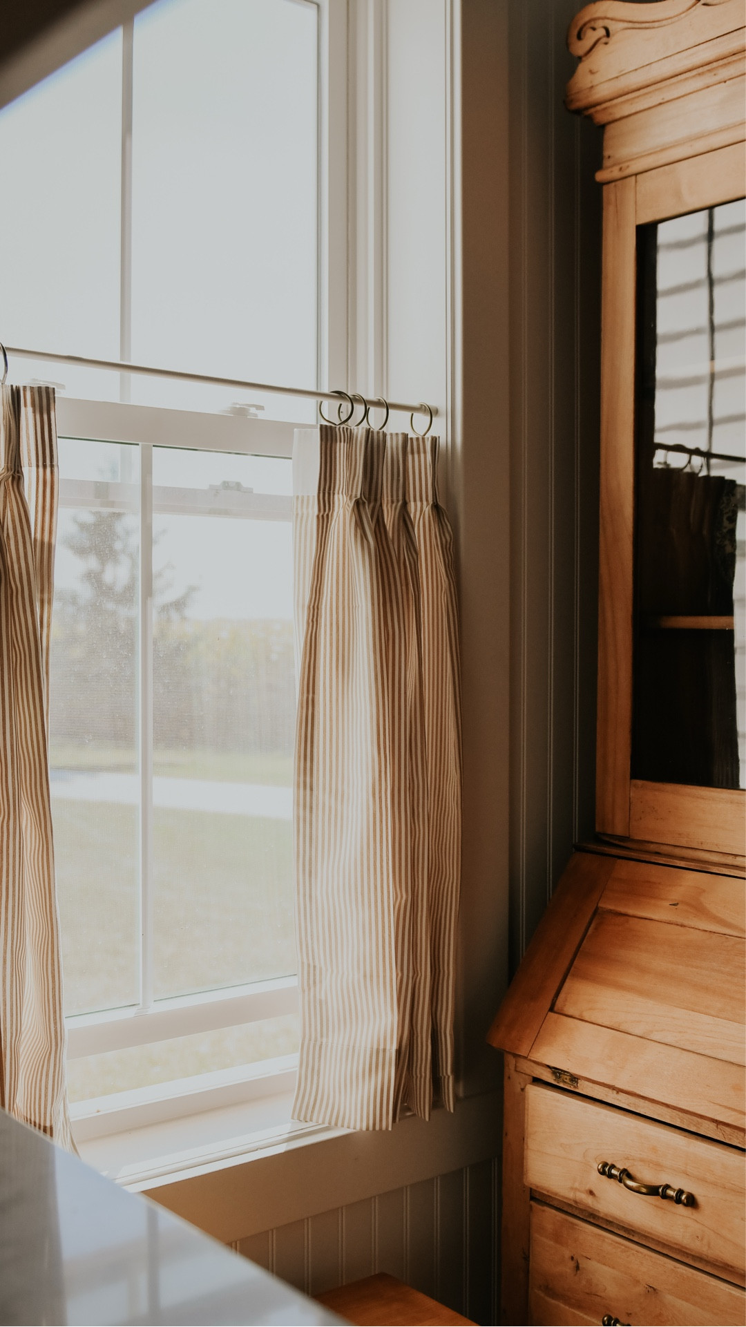These cafe curtains make our butlers pantry so cozy & have a perfect stripe pattern for our country home 🍂 
Does it get any better than cafe curtains next to an antique china cabinet with a view of fluffy hydrangeas!? 



#LTKHome