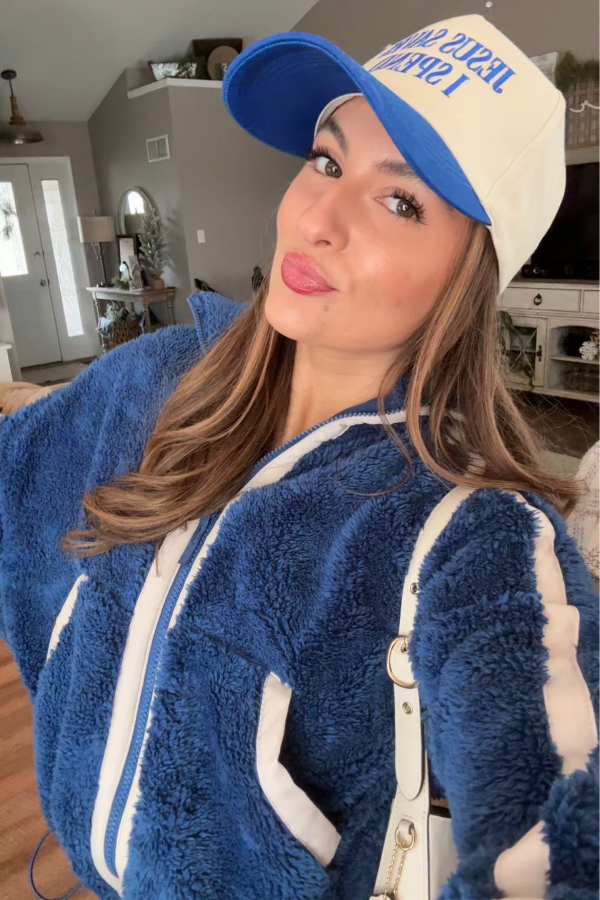 in love with this hat and jacket rn💙

#LTKFindsUnder50 #LTKHoliday #LTKStyleTip