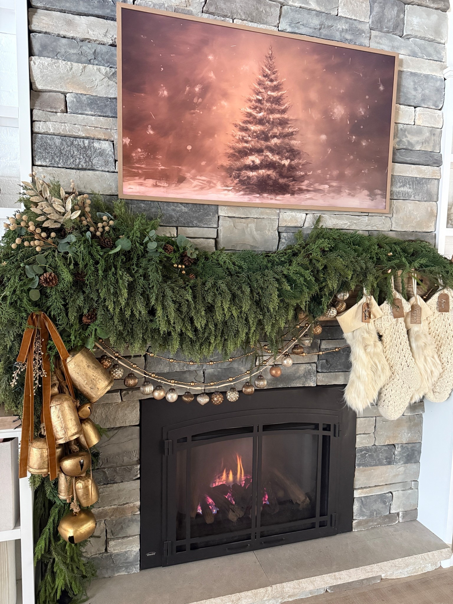 Christmas Fireplace garland! 

#LTKHoliday #LTKHome #LTKSeasonal