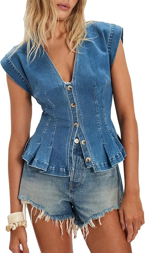SCOFEEL Women's Cropped Denim Vest Sleeveless V-Neck Button Down Jacket Summer Slim Fitted Washed... | Amazon (US)