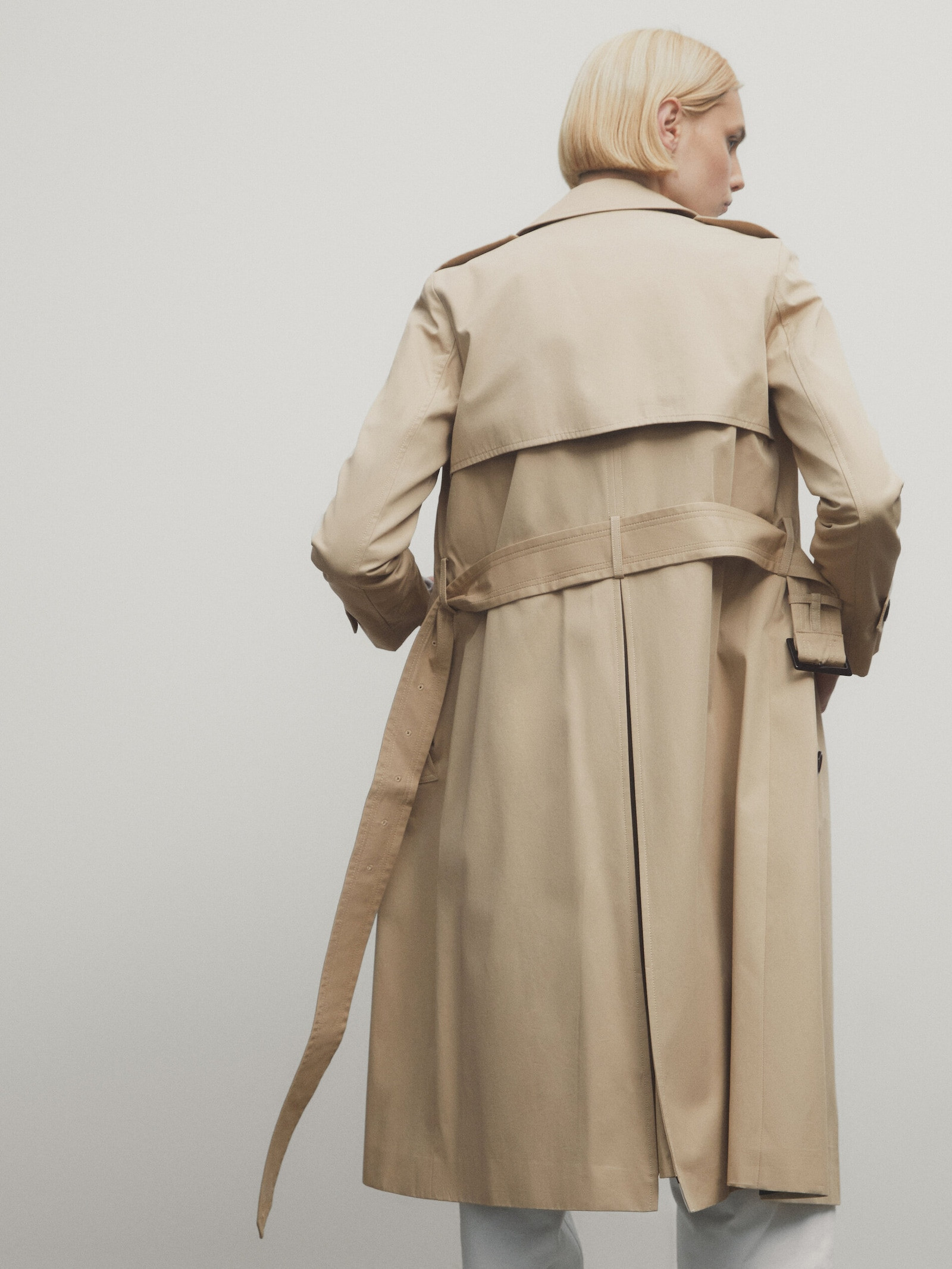 Trenchcoat mit Gürtel | Massimo Dutti DE