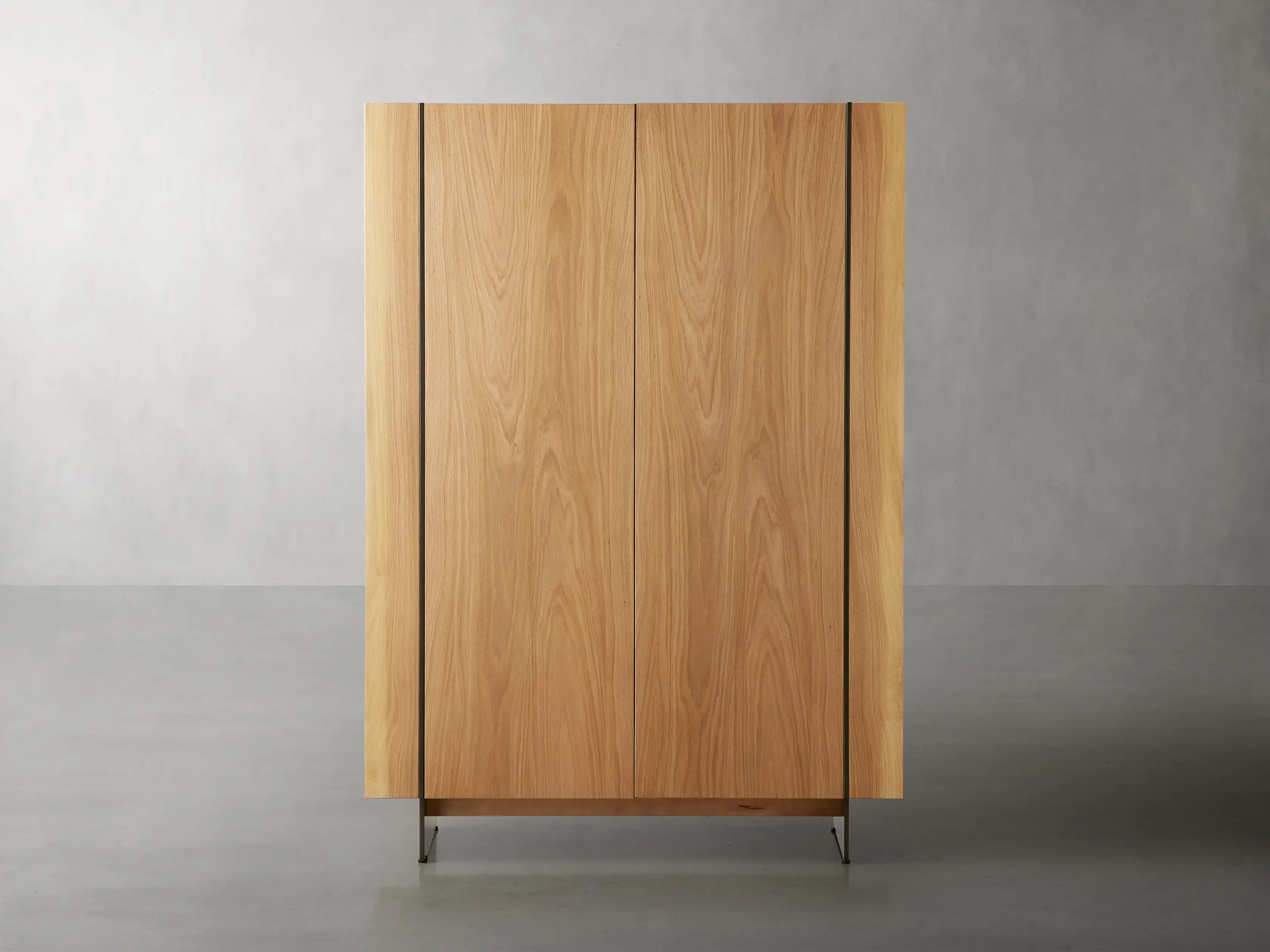 Mihaela Cabinet | Arhaus