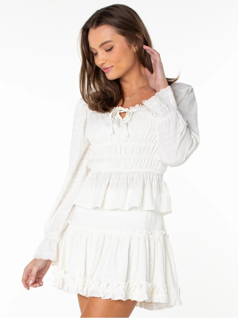 Celebrity Pink Women's Long Sleeve Square Neck Lace Trim Top, Sizes XS-XXXL | Walmart (US)