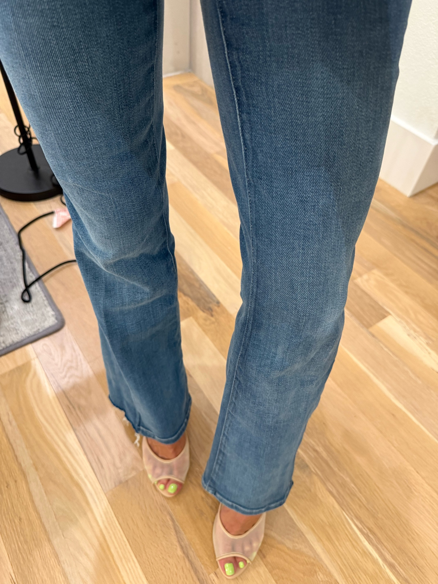 Love these stretchy jeans size 23 mesh heels

#LTKPetite #LTKSaleAlert