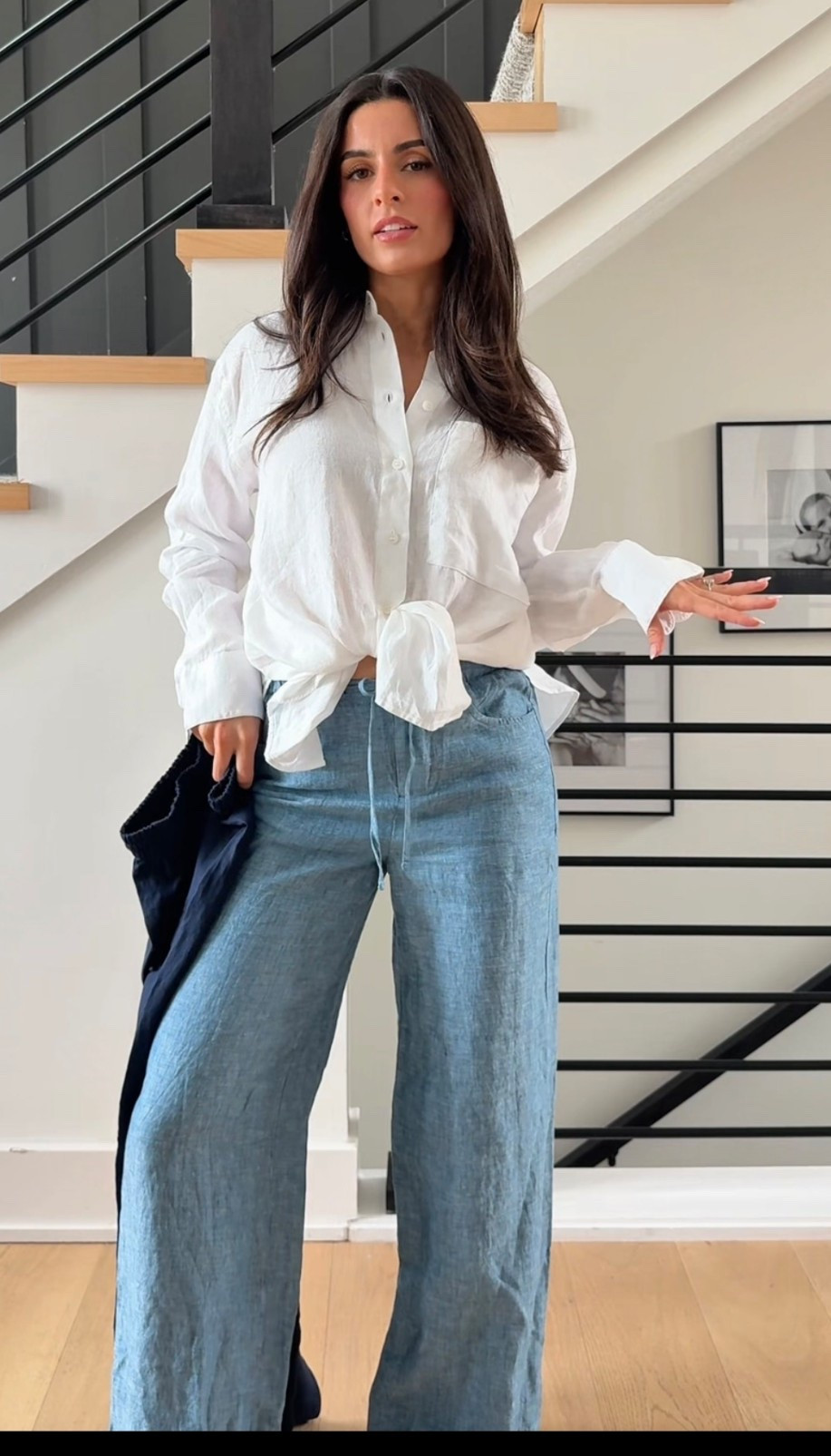 OOTD 🤍 @bananarepublic 40% off friends and family event! Exclusion apply. 

#bananarepublic #bananarepublicpartner

#LTKPetite #LTKootd