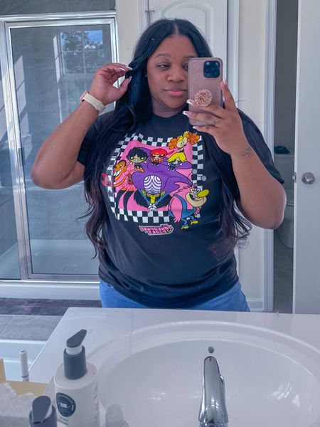 My latest purchase from Target! I love a good graphic tee 🙌🏾 Wearing a men’s XL. Target Fashion | Midsize Fashion | Casual Outfit

#LTKmidsize #LTKstyletip #LTKfindsunder50