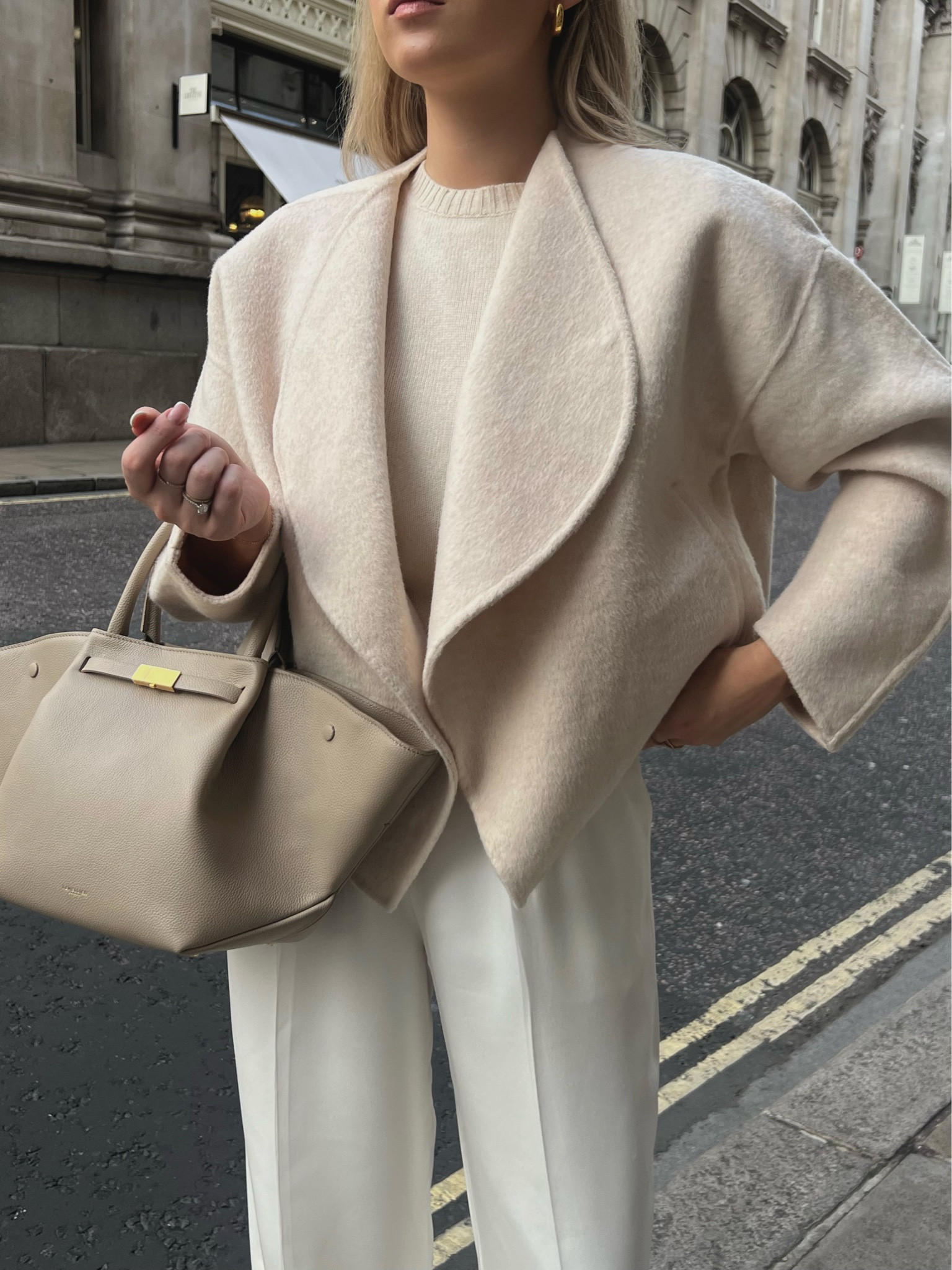 Milda20 for 20% off on any order

Milda25 for 25% off order over $149

Milda30 for 30% off order over $199

#Sdeer #SDeer_concept #autumn #capsulewardrobe 