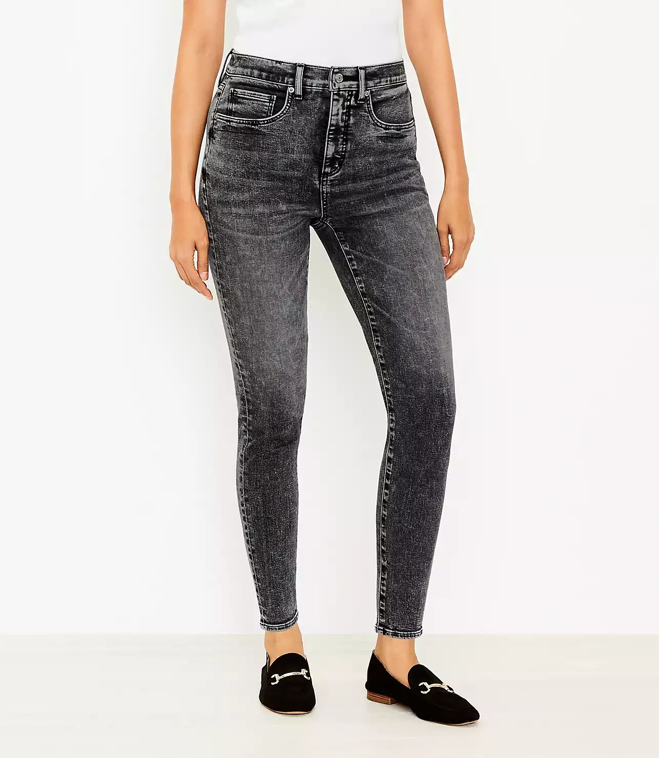 Curvy High Rise Skinny Jeans in Washed Black Wash | LOFT