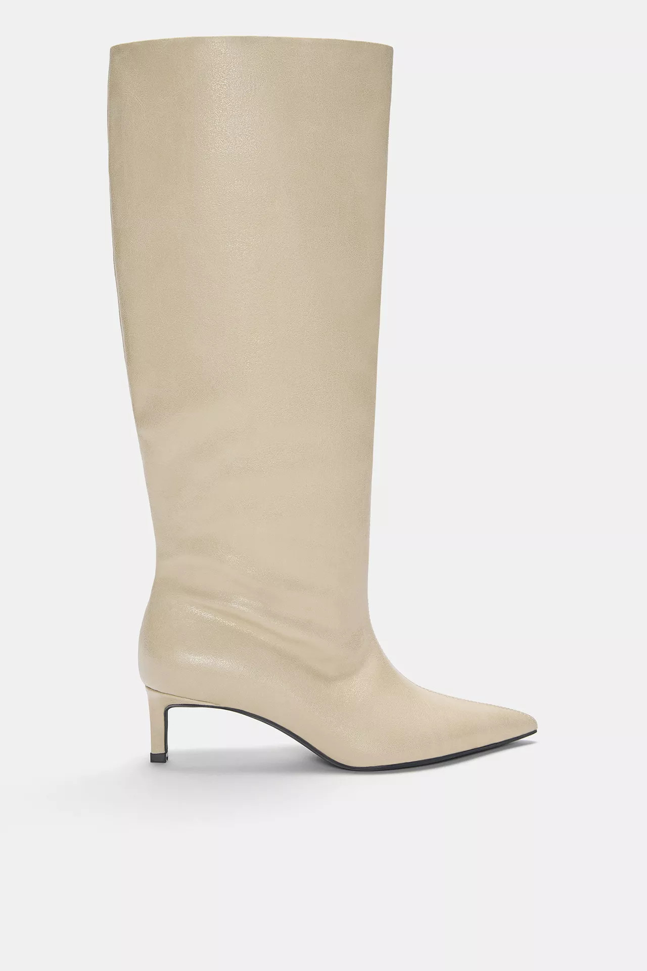 High-heel knee-high boots with pointed toe | PULL and BEAR UK