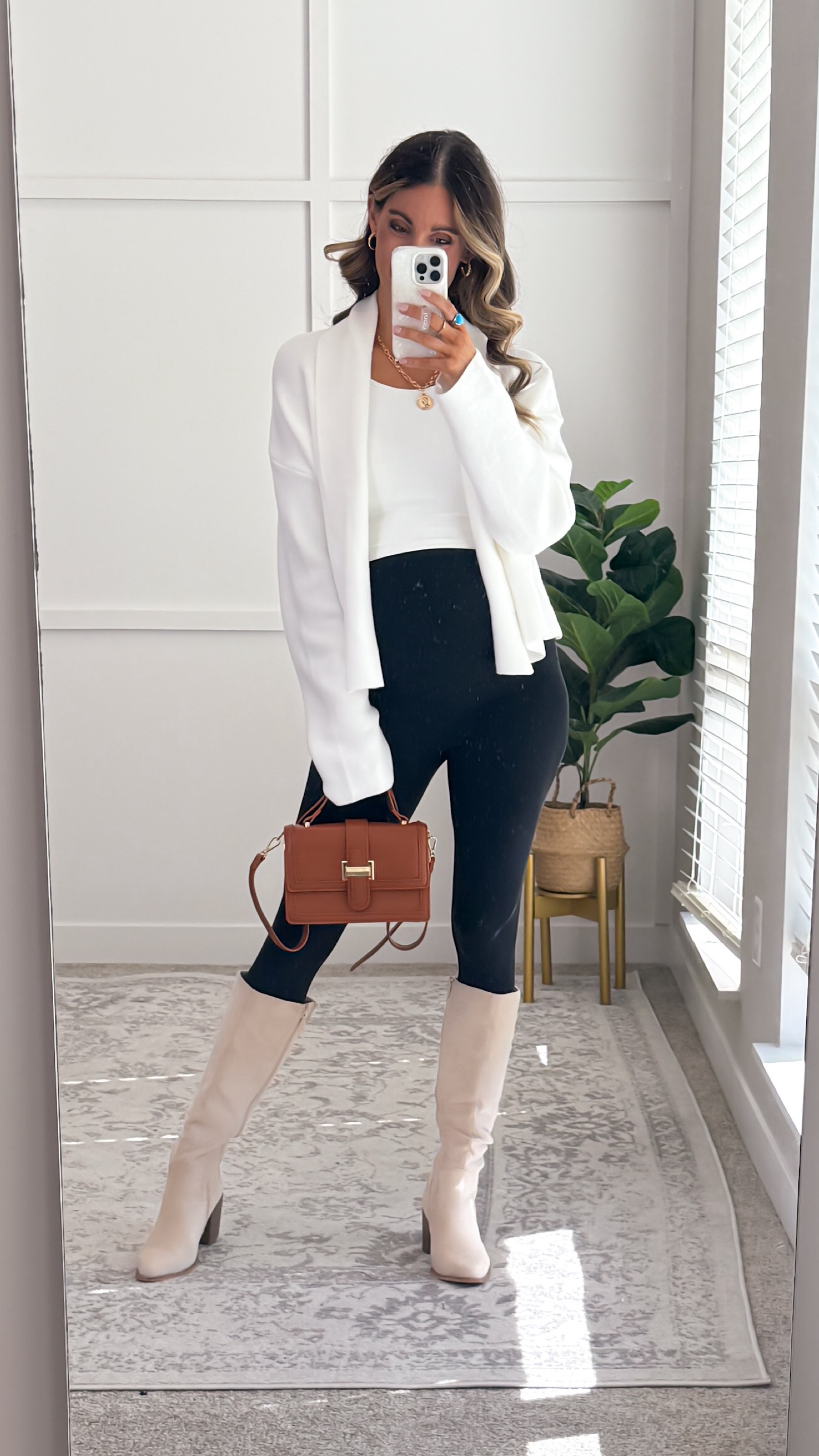 I sized up to a medium for pregnancy in cardigan. Otherwise fits true to size. 

#LTKSeasonal #LTKCyberWeek #LTKHoliday