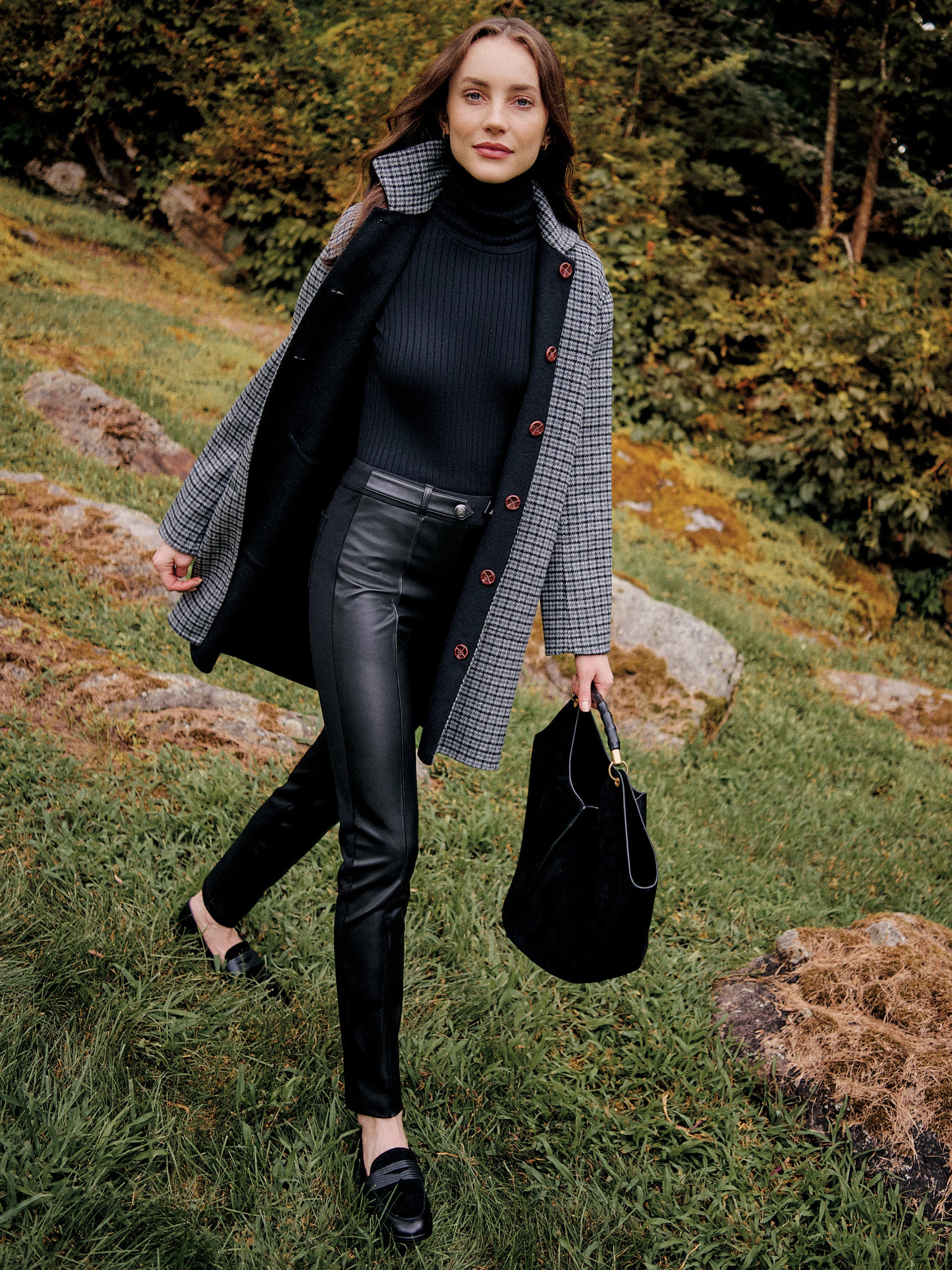 Frade Reversible Wool Coat in Houndstooth | J.McLaughlin