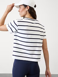 Essential V-Neck Tee | Athleta