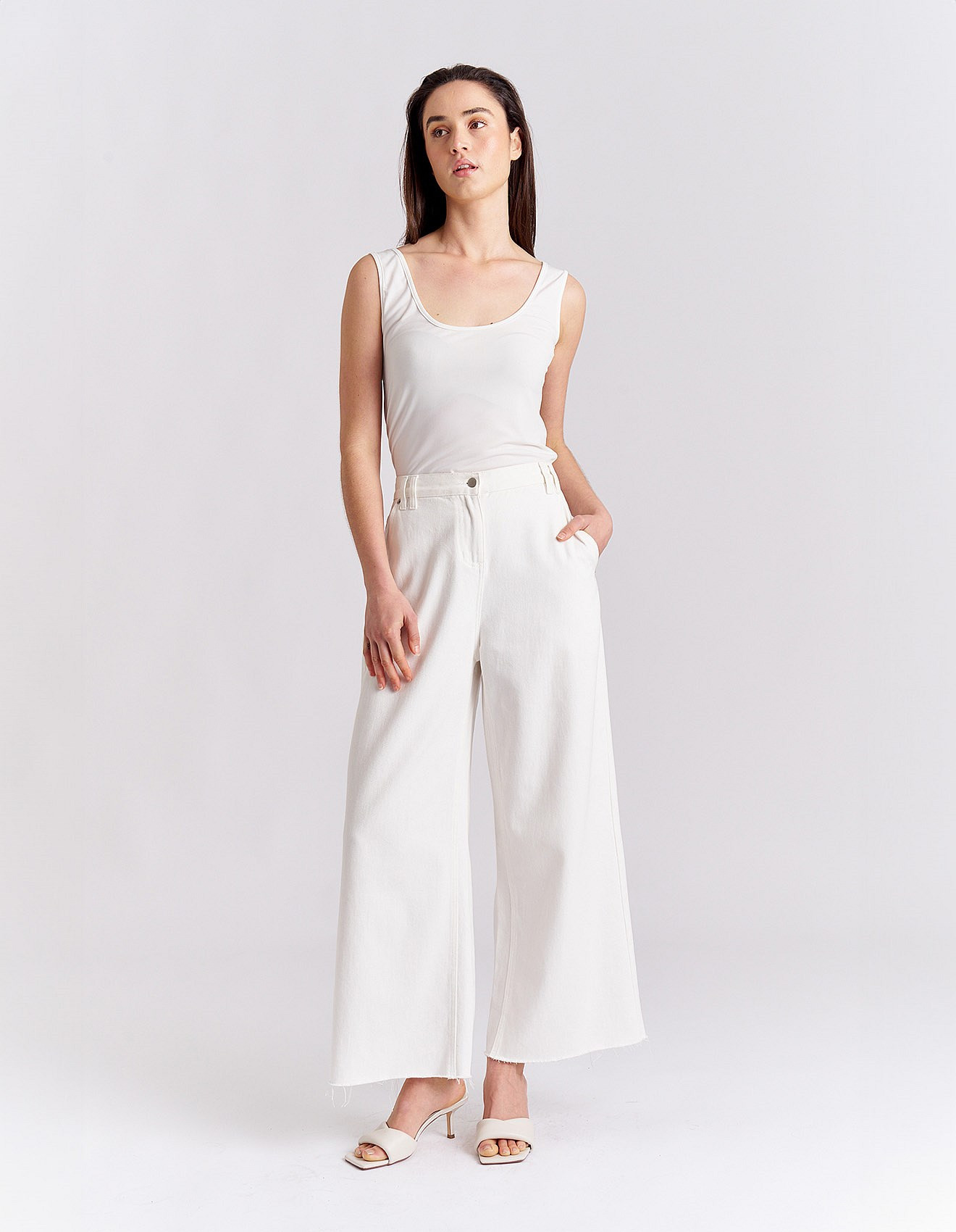 ESSENCE JEANS | David Jones (Australia & New Zealand)